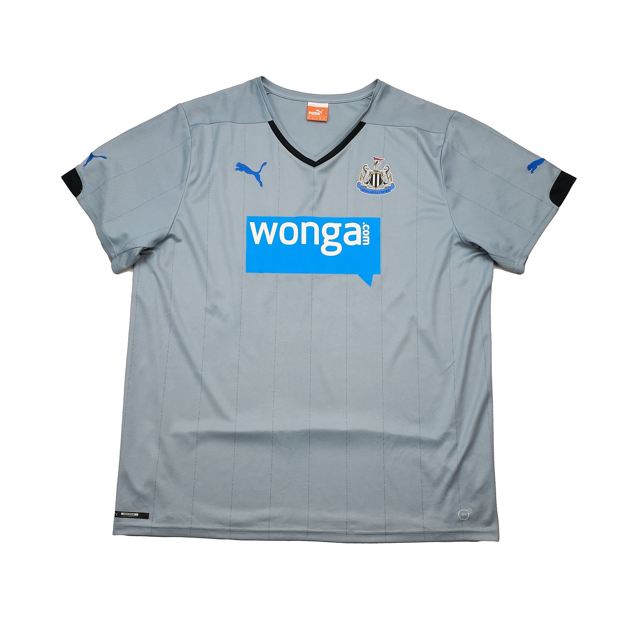 Buy 2014/15 Newcastle United Jonas 18 Away Shirt (XL) Puma ~ Free worldwide shipping ~ Authentic Vintage Football Shirts from Cult Kits