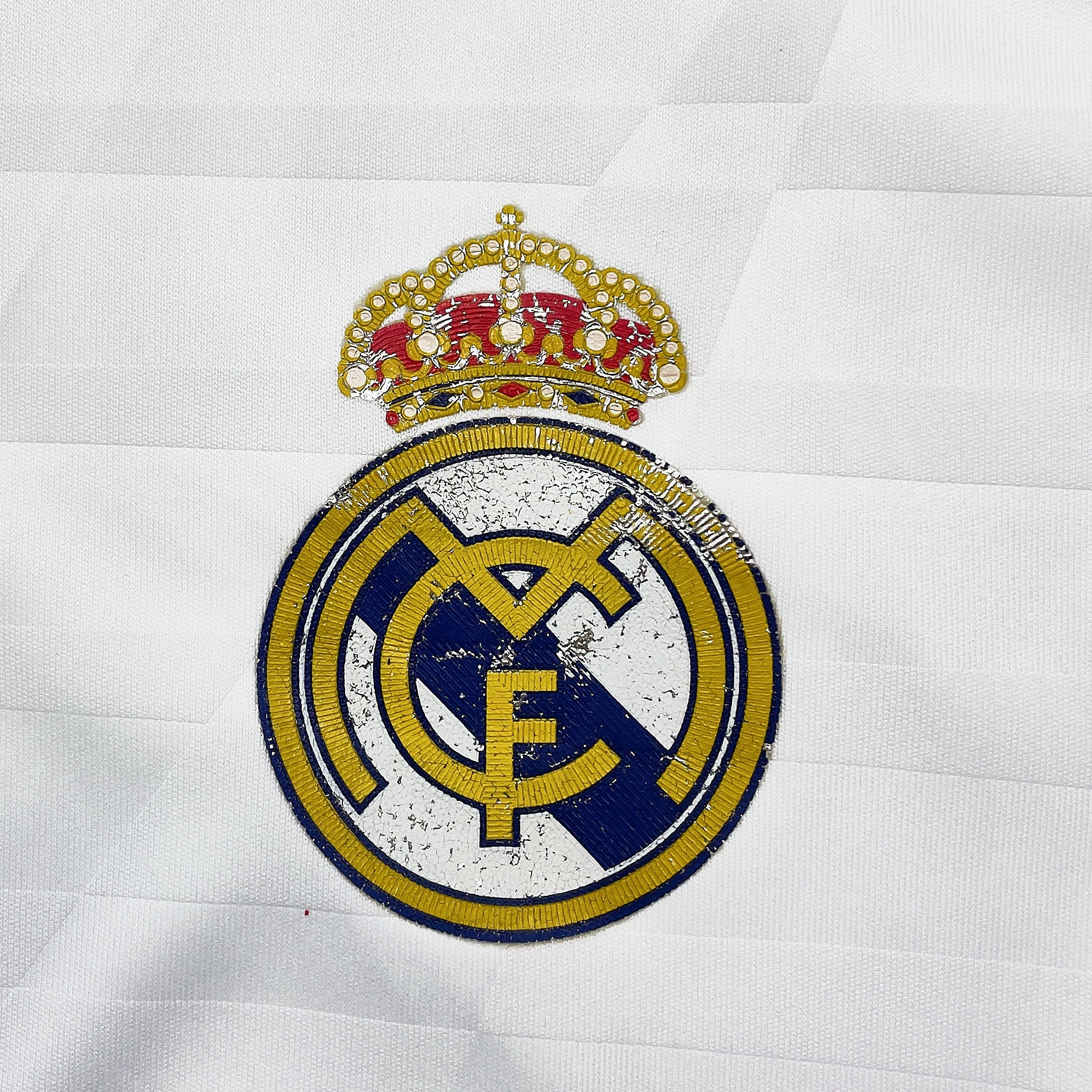 Buy 2014/15 Real Madrid Ronaldo 7 Home Shirt (M) Adidas ~ Free worldwide shipping ~ Authentic Vintage Football Shirts from Cult Kits