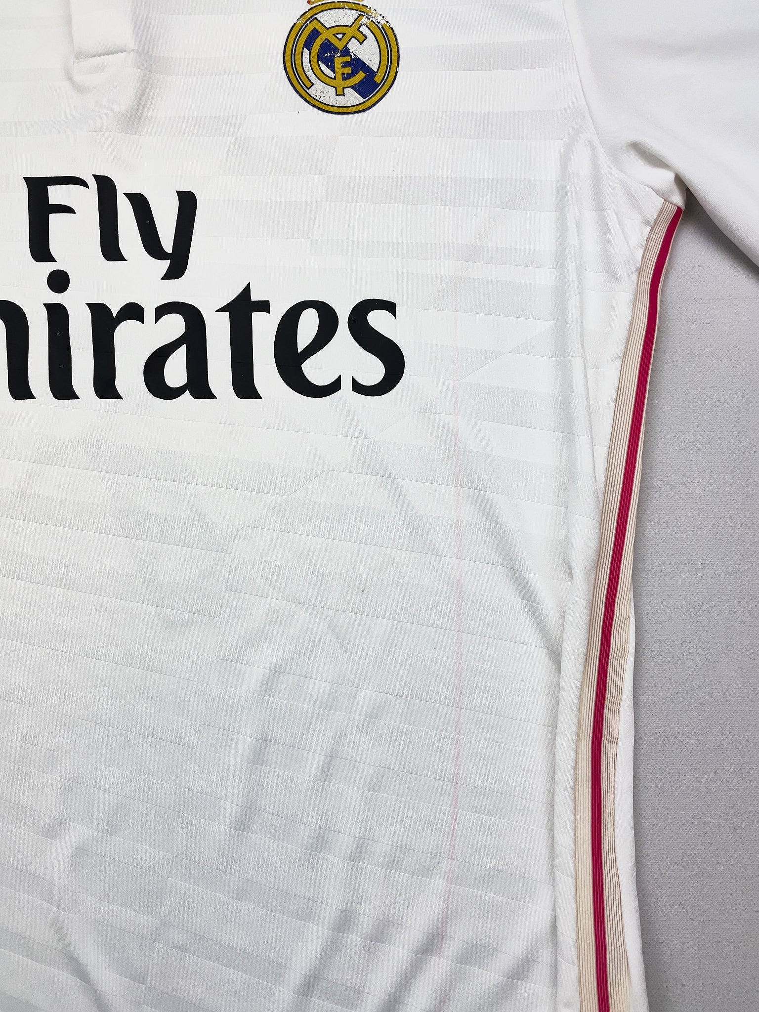 Buy 2014/15 Real Madrid Ronaldo 7 Home Shirt (M) Adidas ~ Free worldwide shipping ~ Authentic Vintage Football Shirts from Cult Kits