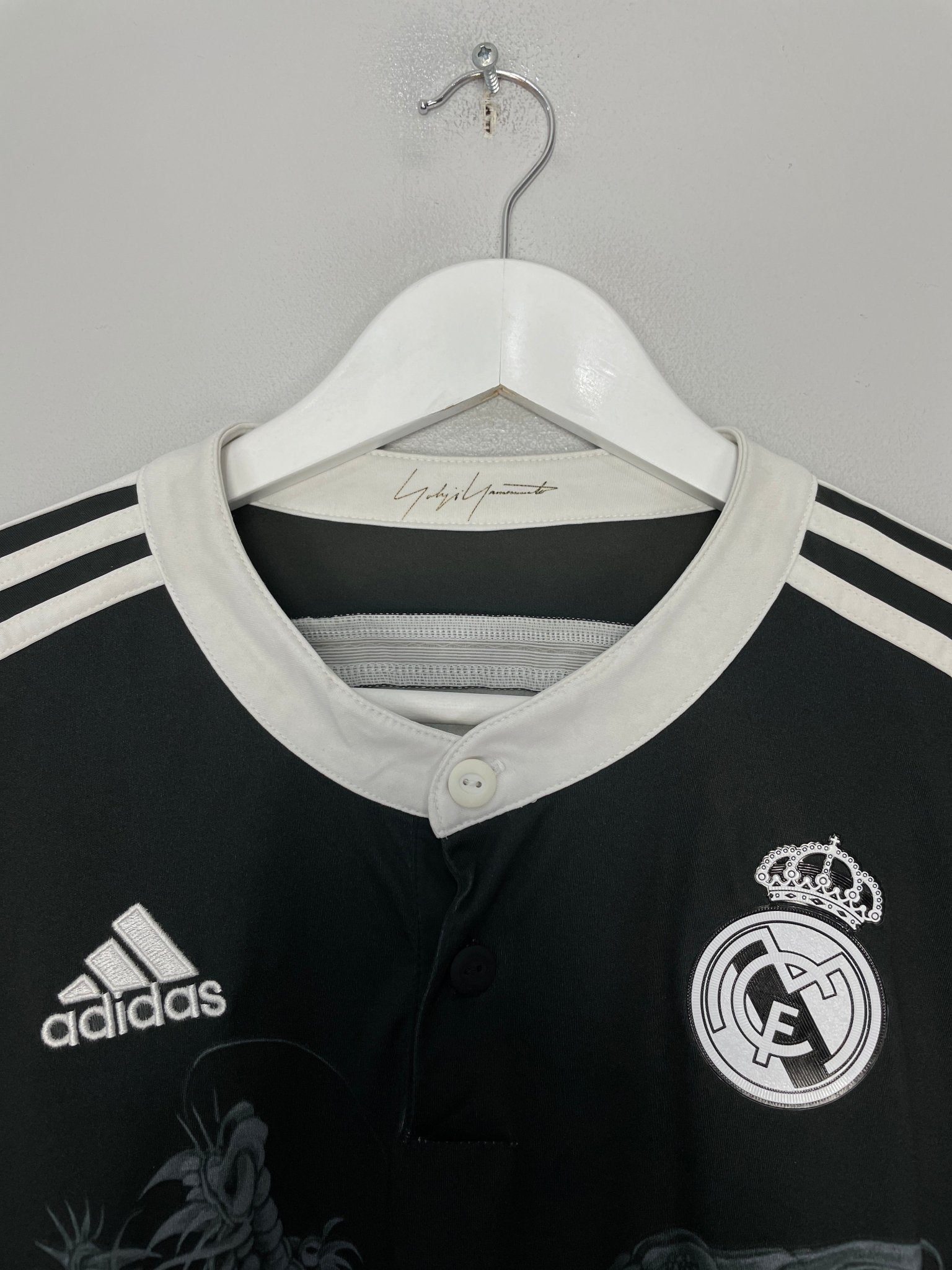 Shop 2014/15 REAL MADRID THIRD SHIRT (XL) ADIDAS, classic football shirts, vintage football shirts & retro soccer jerseys at Cult Kits