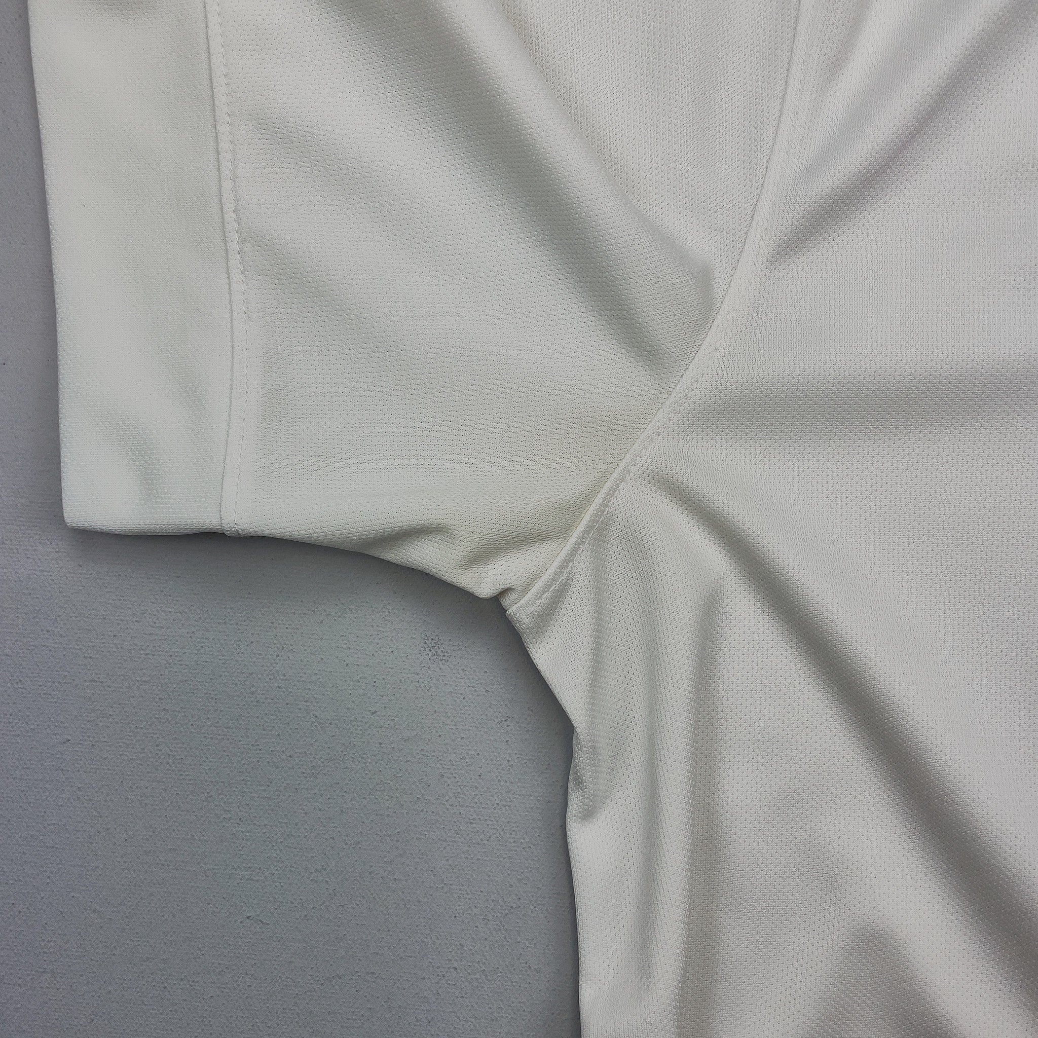 Buy 2014/15 Roma Totti 10 Away Shirt (L) Nike ~ Free worldwide shipping available ~ Authentic Vintage Football Shirts from Cult Kits