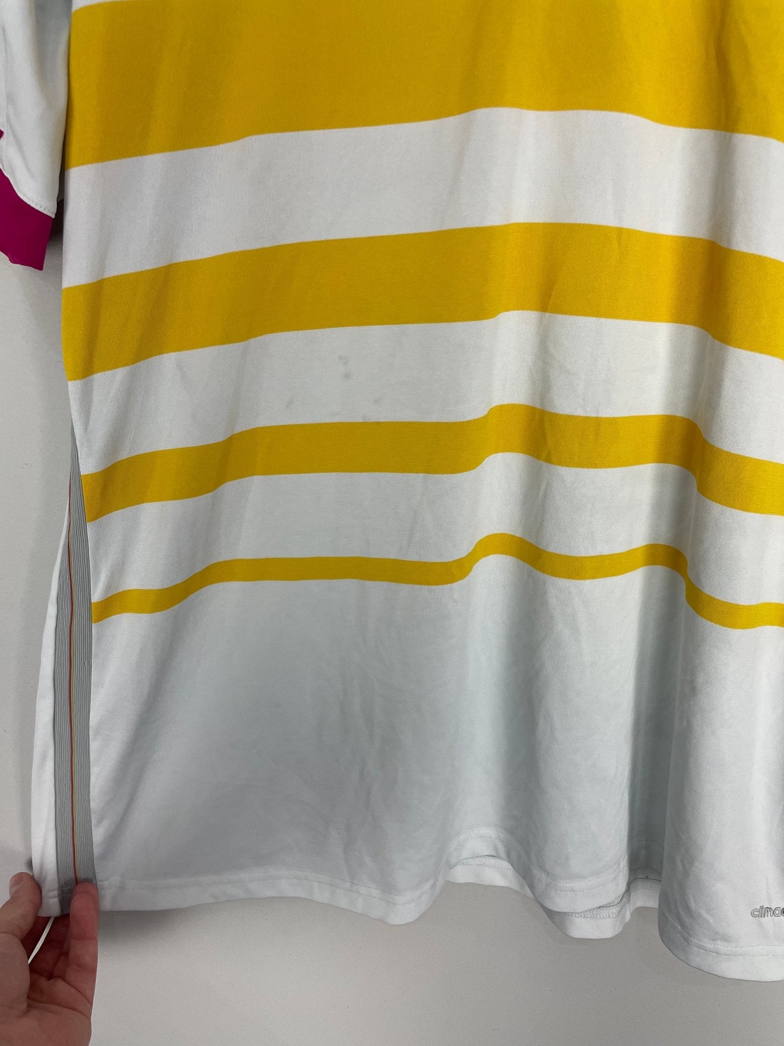 Shop 2014/15 SCOTLAND AWAY SHIRT (XL) ADIDAS, classic football shirts, vintage football shirts & retro soccer jerseys at Cult Kits