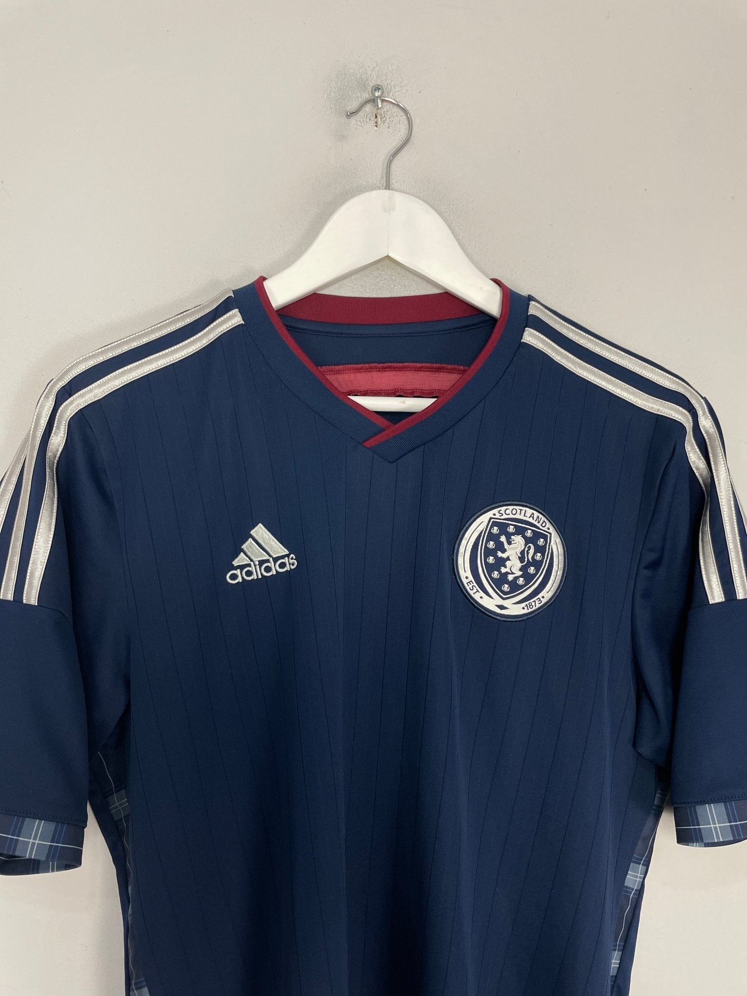 Shop 2014/15 SCOTLAND HOME SHIRT (M) ADIDAS, classic football shirts, vintage football shirts & retro soccer jerseys at Cult Kits