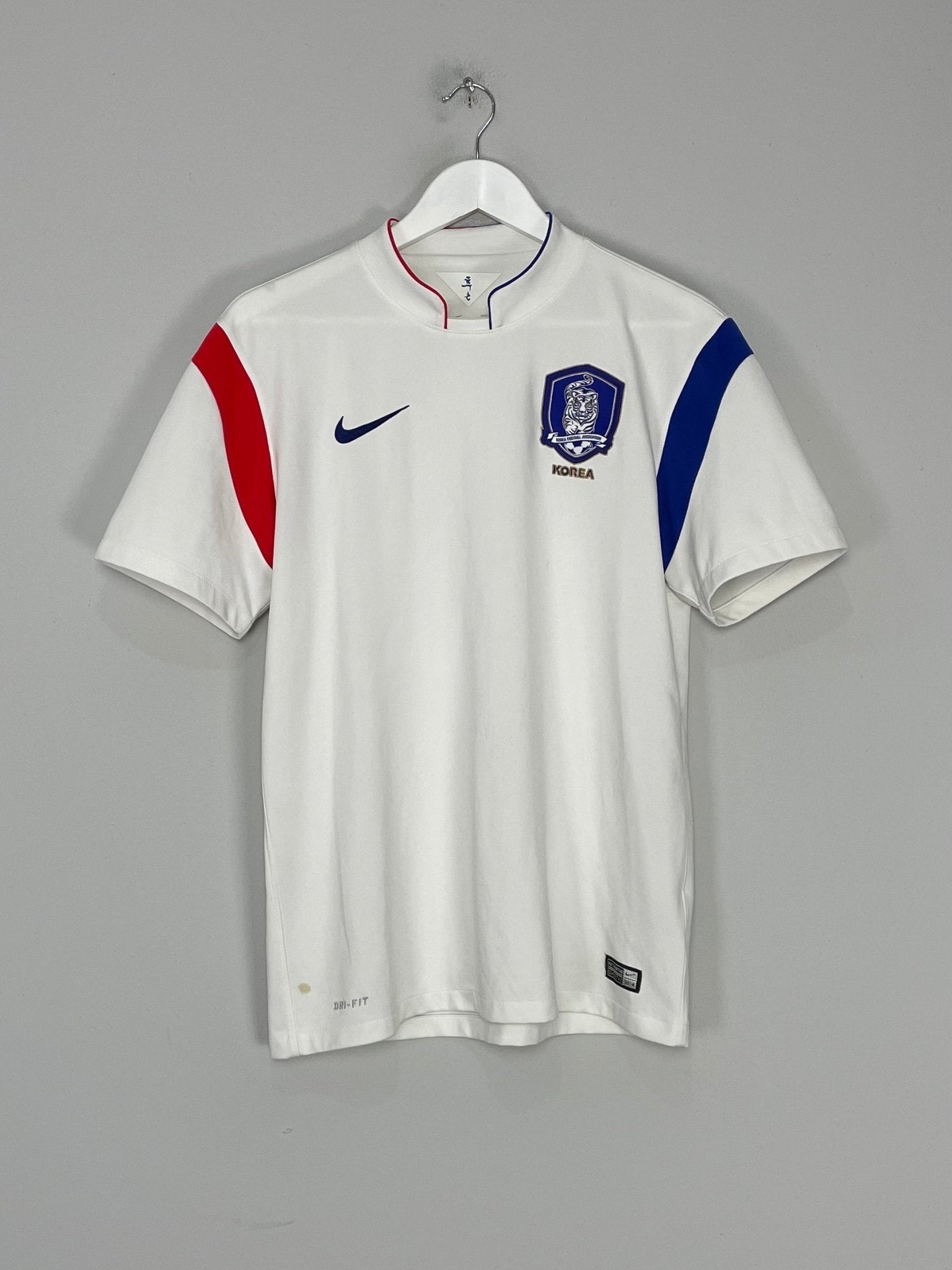 Shop 2014/15 SOUTH KOREA AWAY SHIRT (M) NIKE, classic football shirts, vintage football shirts & retro soccer jerseys at Cult Kits