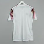 Shop 2014/15 SPAIN TRAINING SHIRT (M) ADIDAS, classic football shirts, vintage football shirts & retro soccer jerseys at Cult Kits