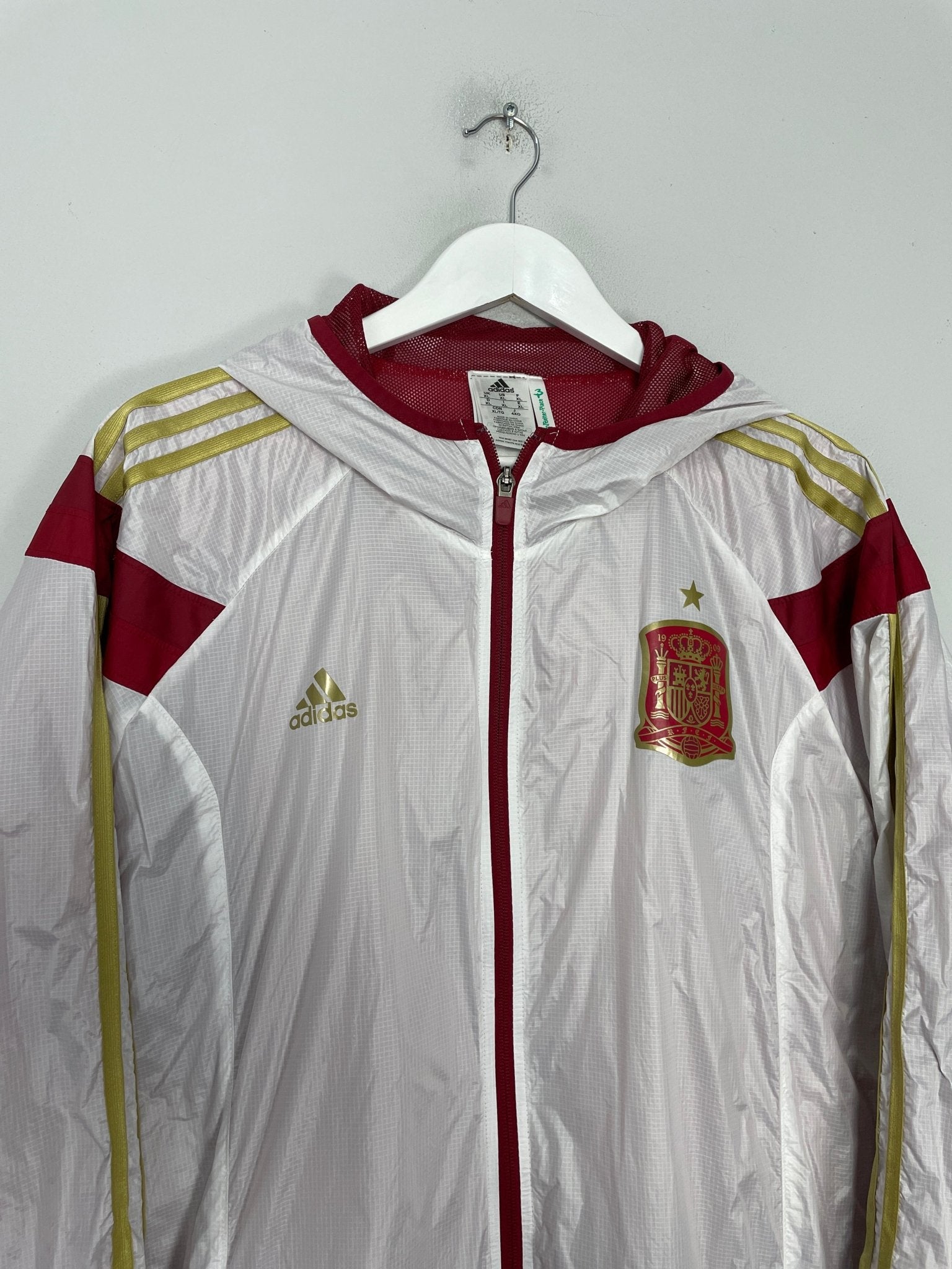 Shop 2014/15 SPAIN WINDBREAKER (XL) ADIDAS, classic football shirts, vintage football shirts & retro soccer jerseys at Cult Kits