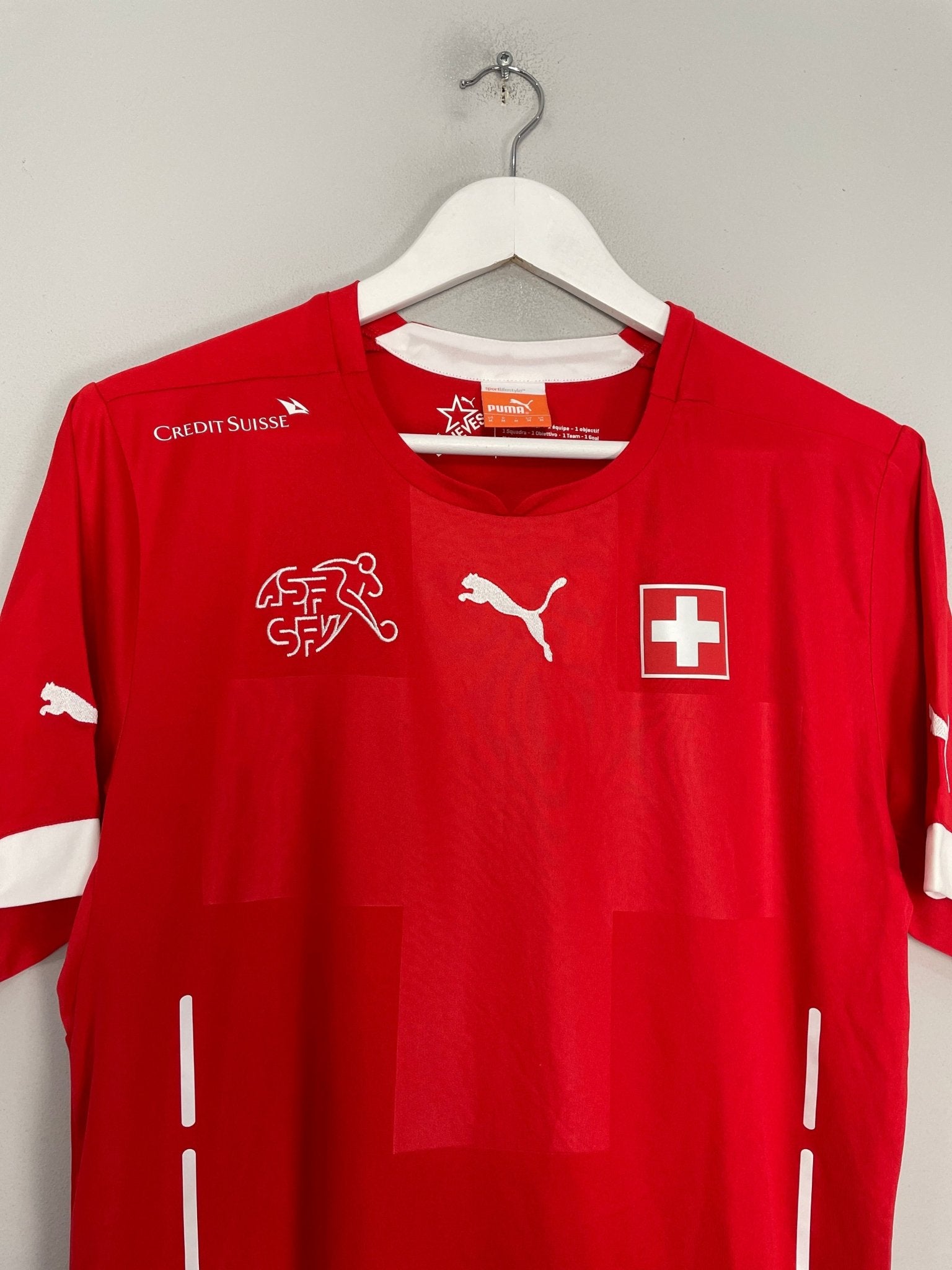 Shop 2014/15 SWITZERLAND HOME SHIRT (M) PUMA, classic football shirts, vintage football shirts & retro soccer jerseys at Cult Kits