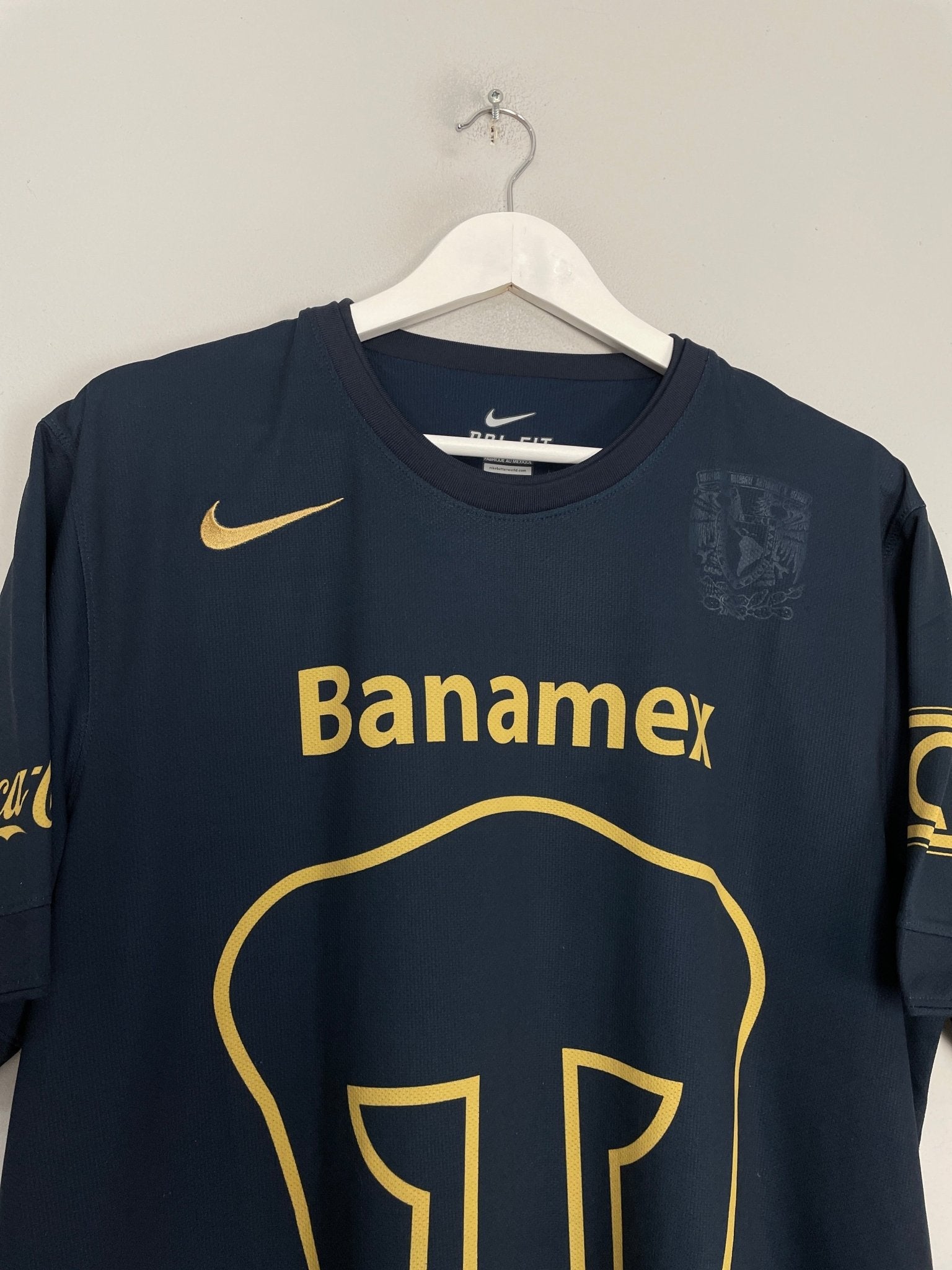 Shop 2014/15 UNAM PUMAS AWAY SHIRT (XL) NIKE, classic football shirts, vintage football shirts & retro soccer jerseys at Cult Kits
