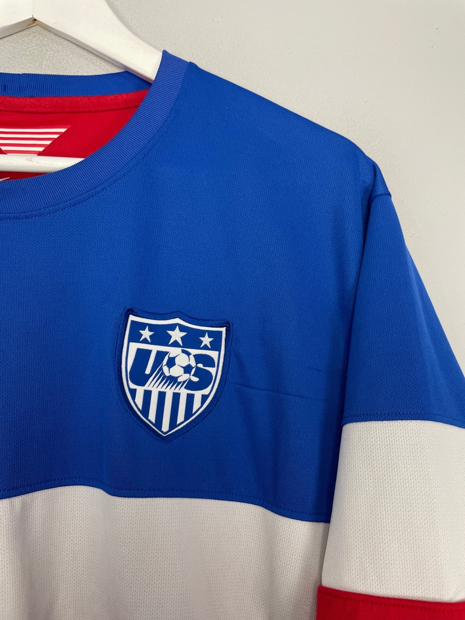 Shop 2014/15 USA AWAY SHIRT (XL) NIKE, classic football shirts, vintage football shirts & retro soccer jerseys at Cult Kits