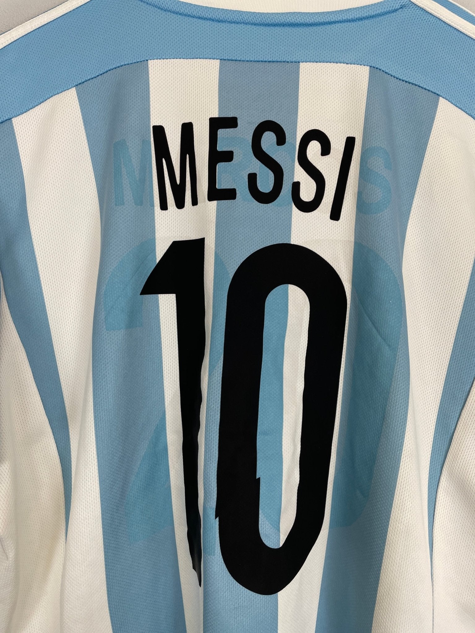 Shop 2015/16 ARGENTINA MESSI #10 HOME SHIRT (XL) ADIDAS, classic football shirts, vintage football shirts & retro soccer jerseys at Cult Kits