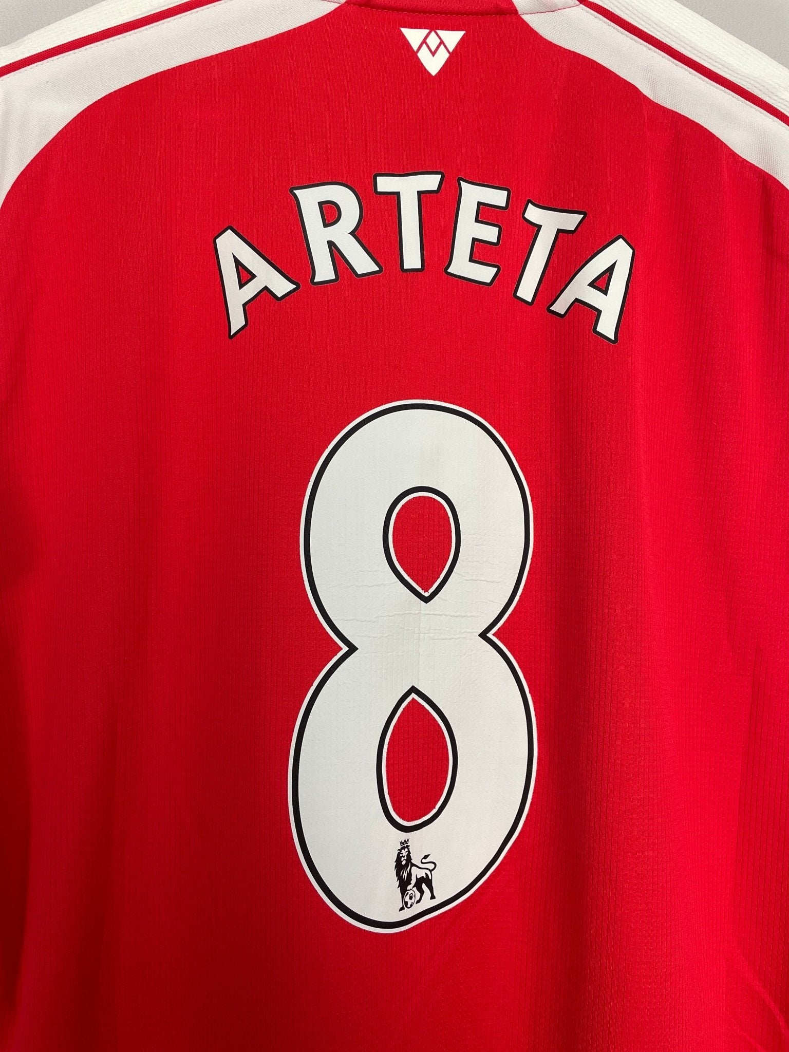 Shop 2015/16 ARSENAL ARTETA #8 HOME SHIRT (XL) PUMA, classic football shirts, vintage football shirts & retro soccer jerseys at Cult Kits