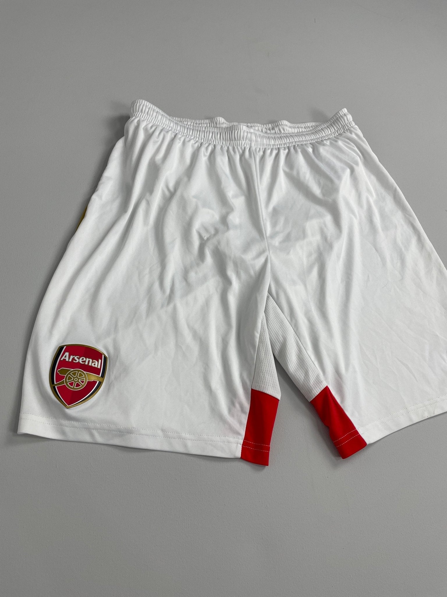 Shop 2015/16 ARSENAL HOME SHORTS (L) PUMA, classic football shirts, vintage football shirts & retro soccer jerseys at Cult Kits
