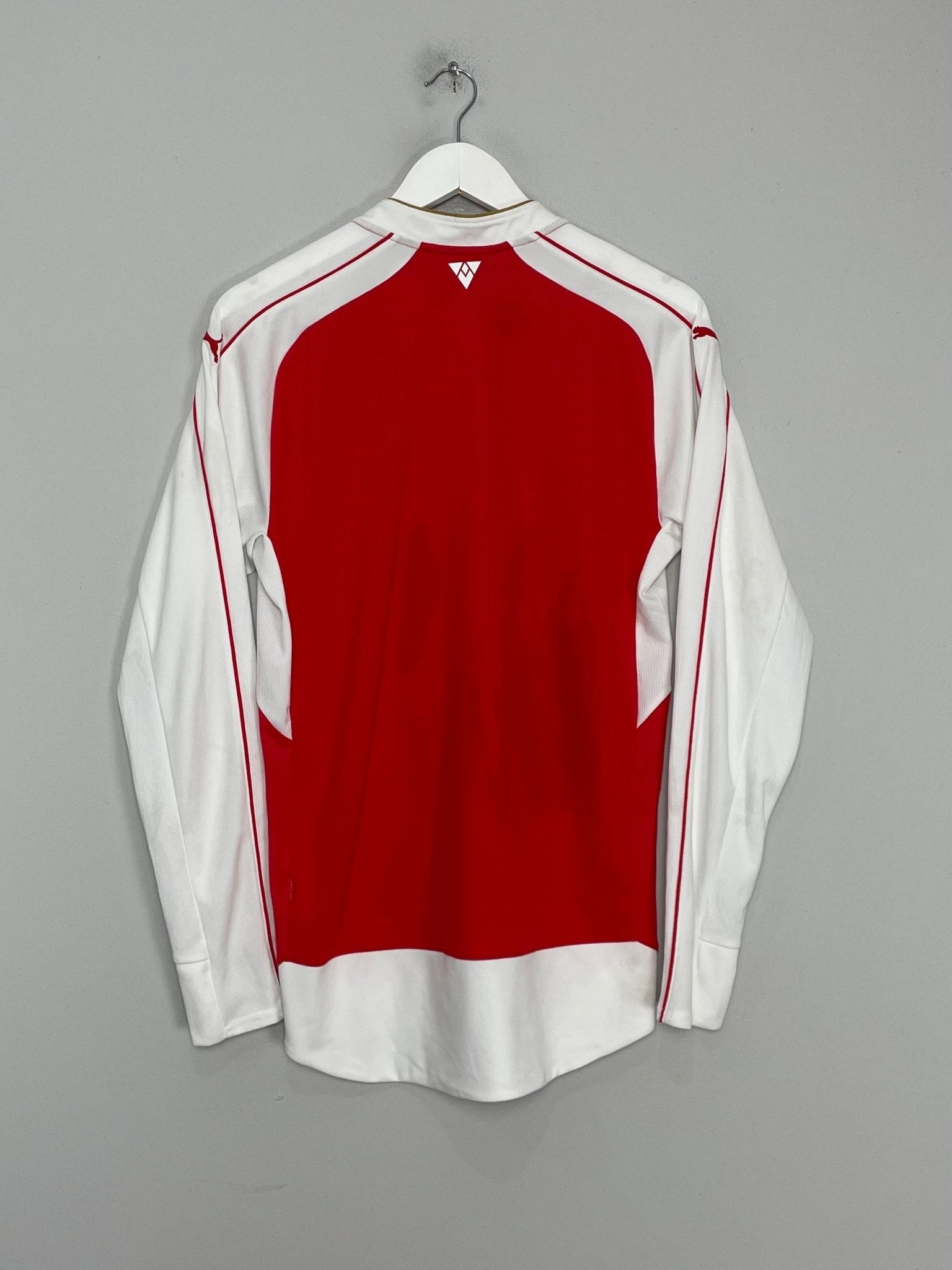 Shop 2015/16 ARSENAL L/S HOME SHIRT (M) PUMA, classic football shirts, vintage football shirts & retro soccer jerseys at Cult Kits