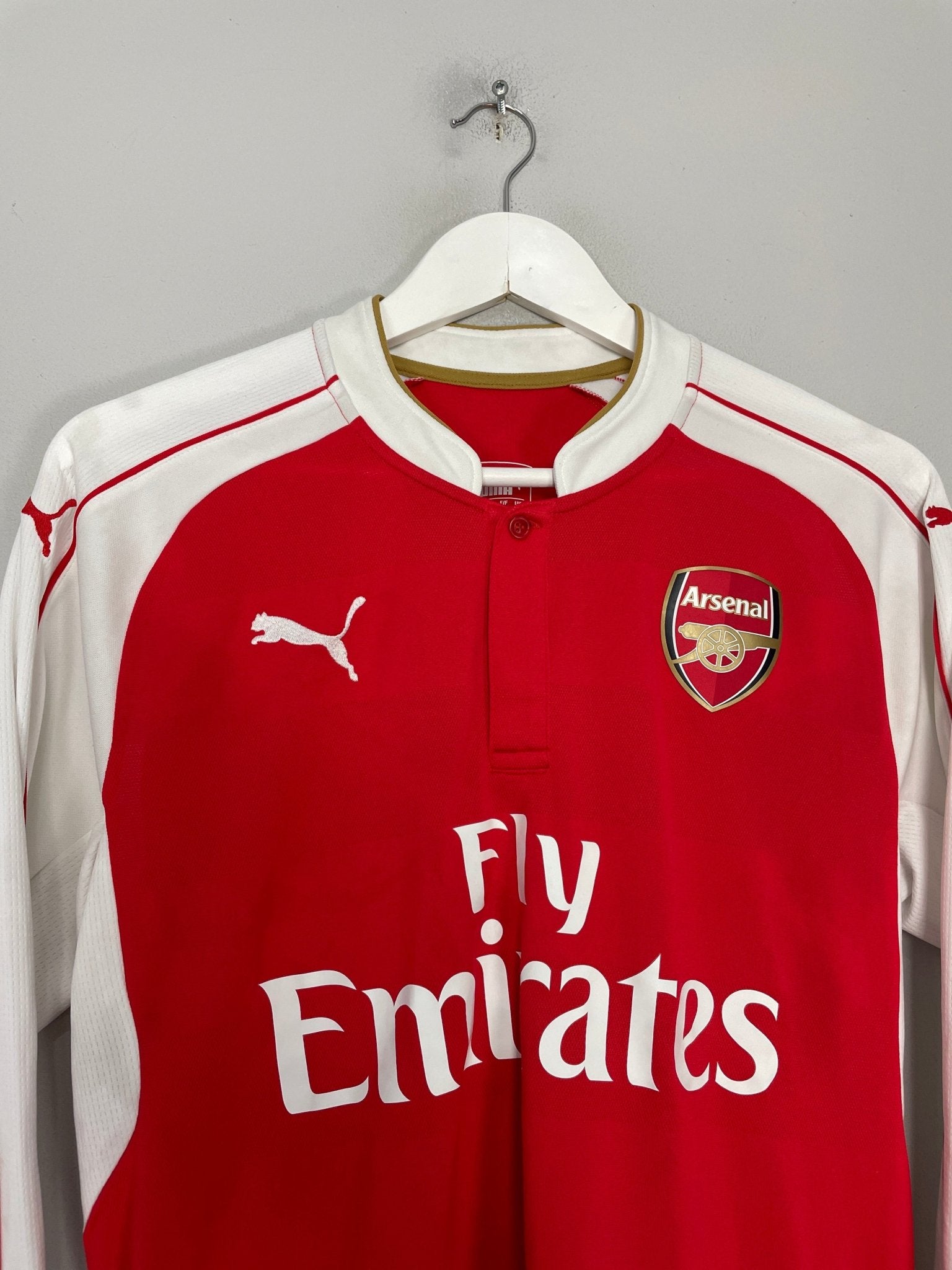 Shop 2015/16 ARSENAL L/S HOME SHIRT (M) PUMA, classic football shirts, vintage football shirts & retro soccer jerseys at Cult Kits