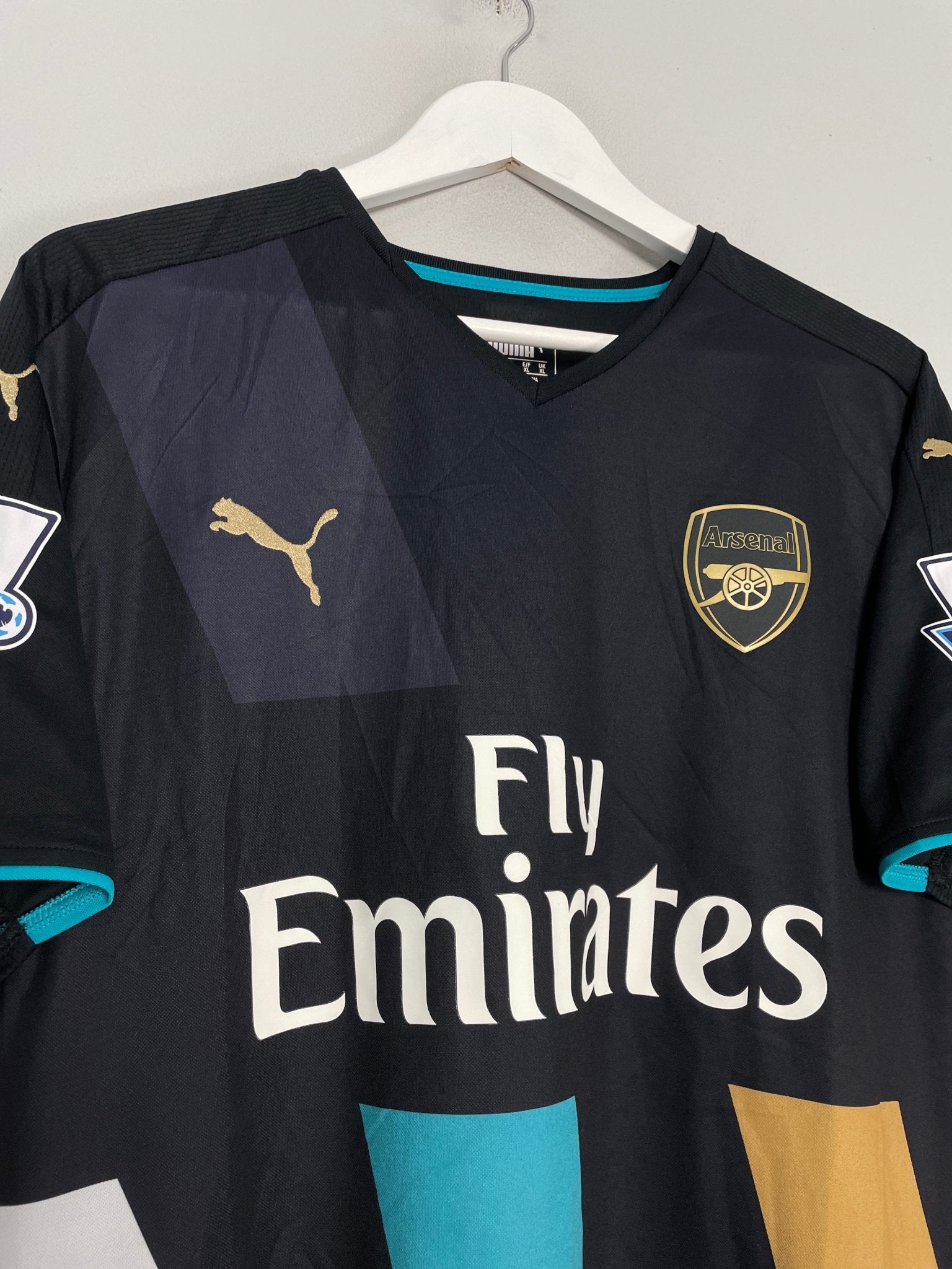 Shop 2015/16 ARSENAL MERTESACKER #4 THIRD SHIRT (XL) PUMA, classic football shirts, vintage football shirts & retro soccer jerseys at Cult Kits