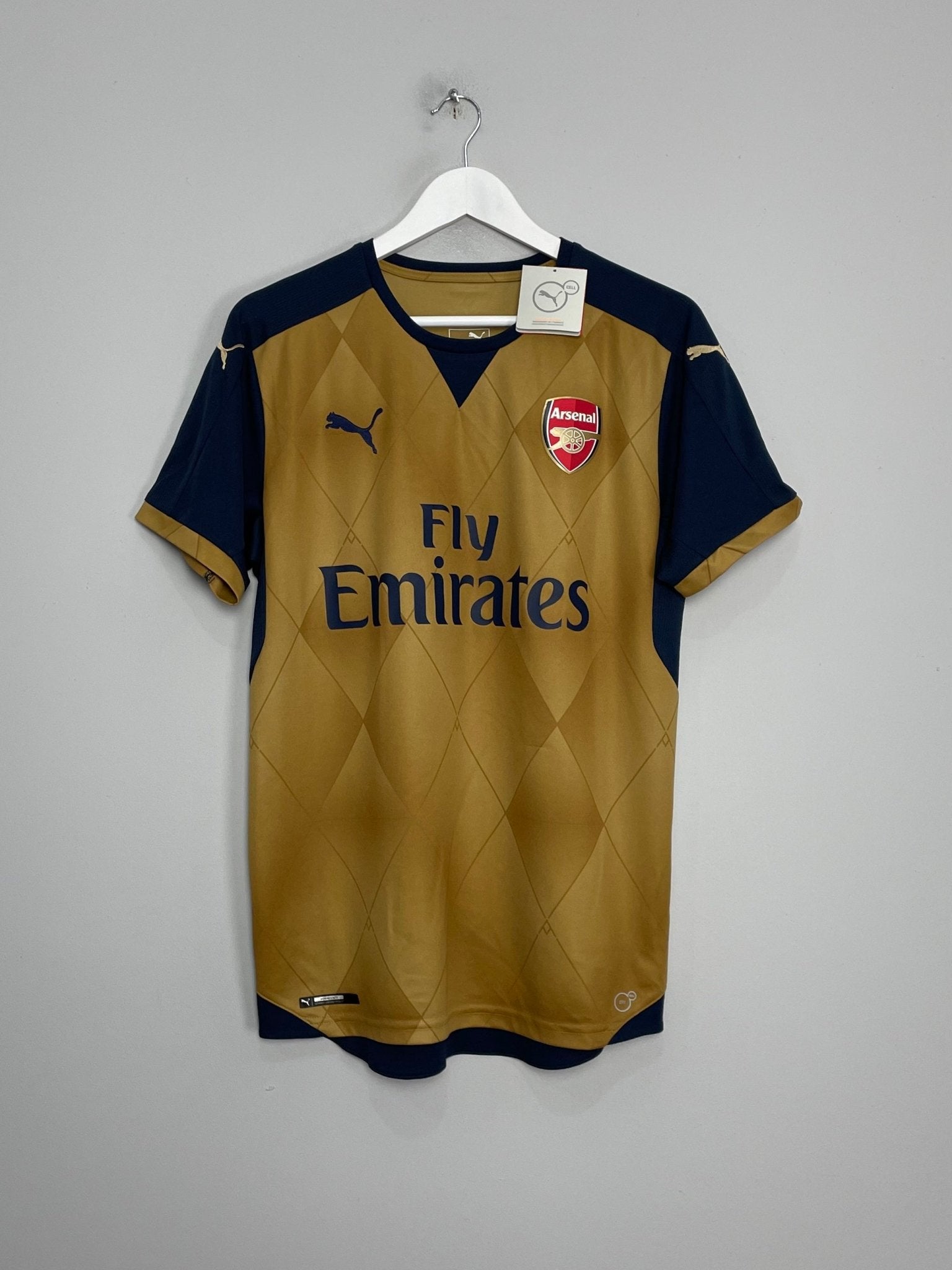 Shop 2015/16 ARSENAL OZIL #11 *BNWT* AWAY SHIRT (M) PUMA, classic football shirts, vintage football shirts & retro soccer jerseys at Cult Kits