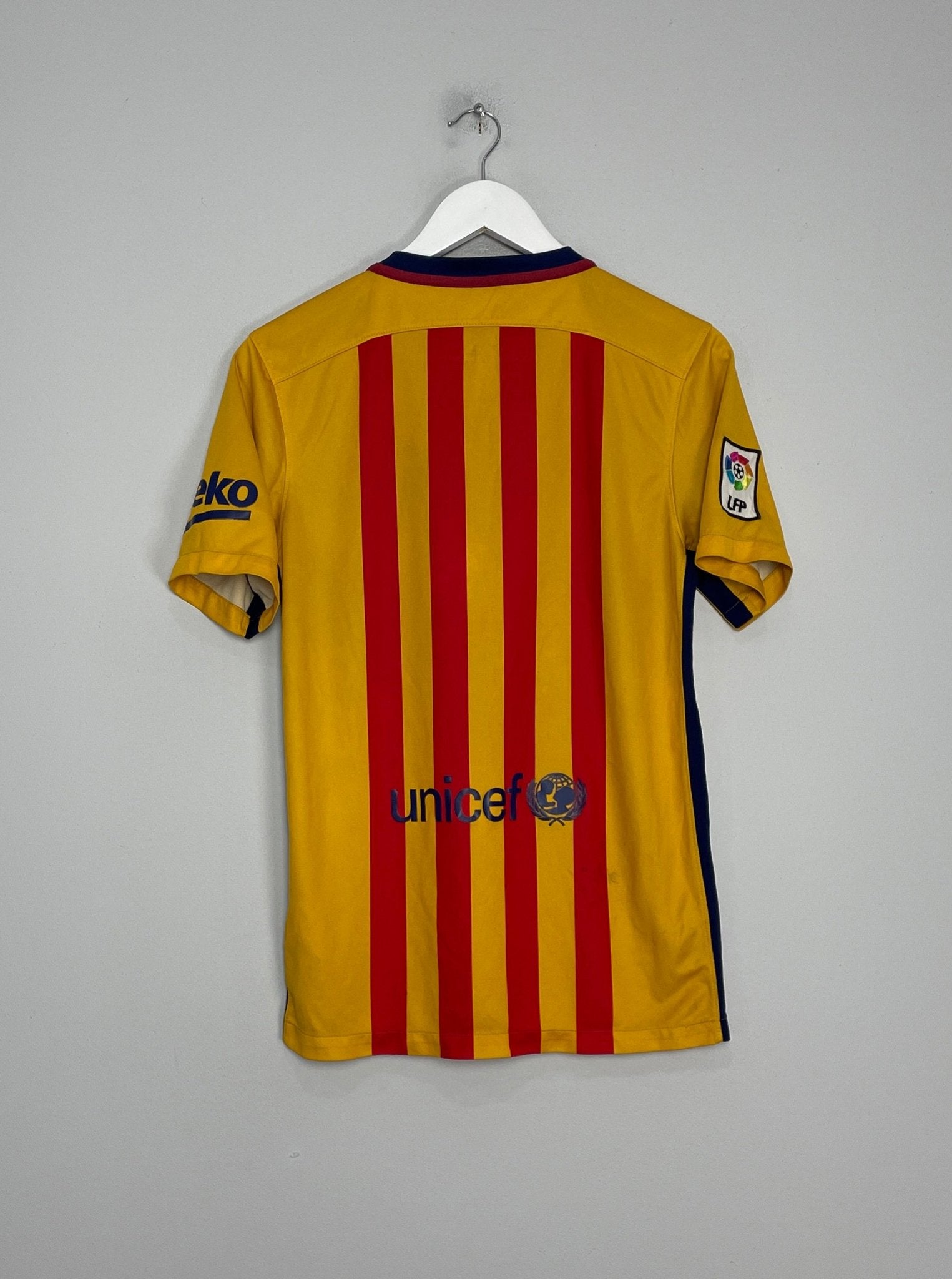 Shop 2015/16 BARCELONA AWAY SHIRT (S) NIKE, classic football shirts, vintage football shirts & retro soccer jerseys at Cult Kits