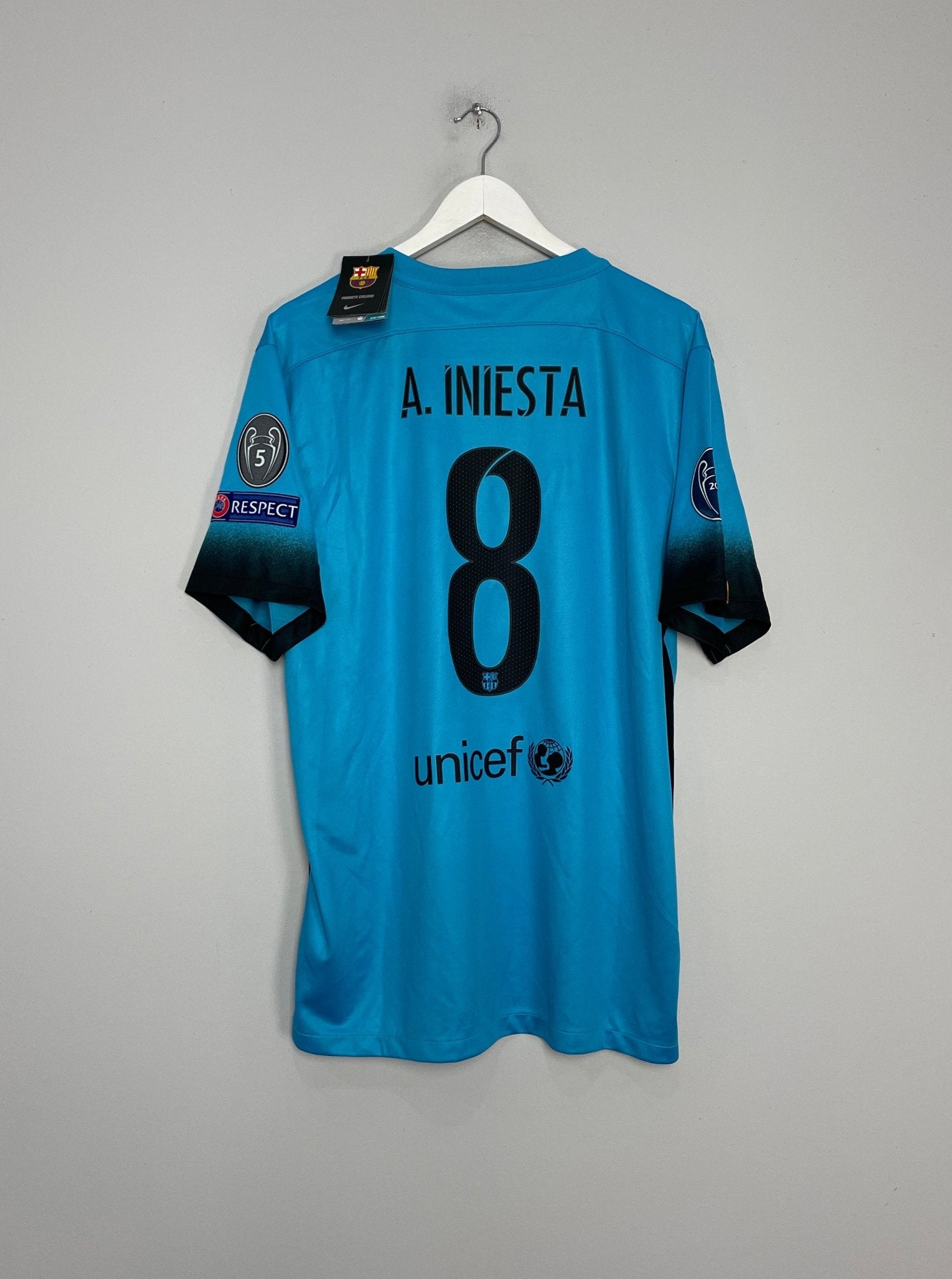 Shop 2015/16 BARCELONA INIESTA #8 *BNWT* C/L THIRD SHIRT (XL) NIKE, classic football shirts, vintage football shirts & retro soccer jerseys at Cult Kits