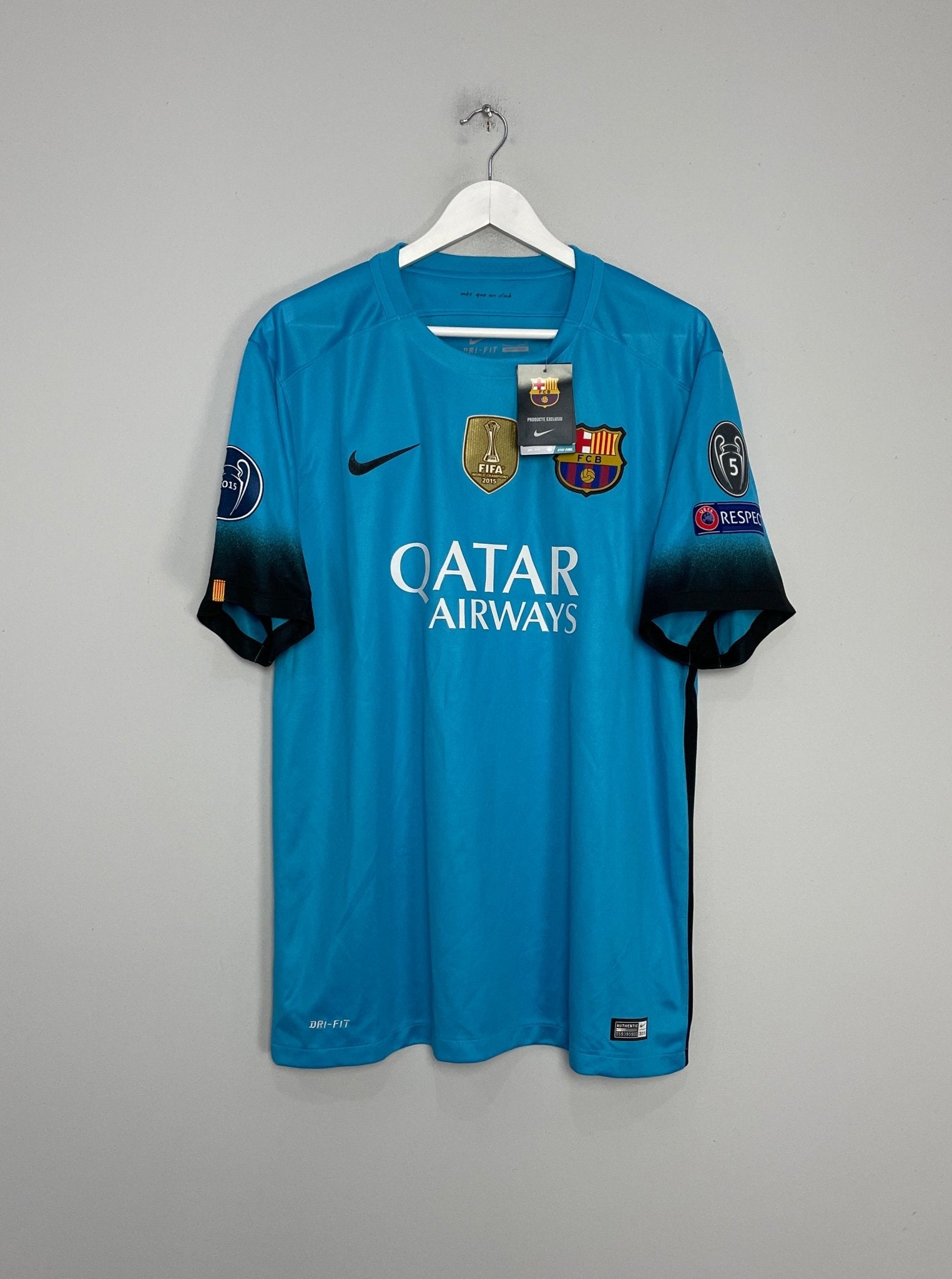 Shop 2015/16 BARCELONA INIESTA #8 *BNWT* C/L THIRD SHIRT (XL) NIKE, classic football shirts, vintage football shirts & retro soccer jerseys at Cult Kits