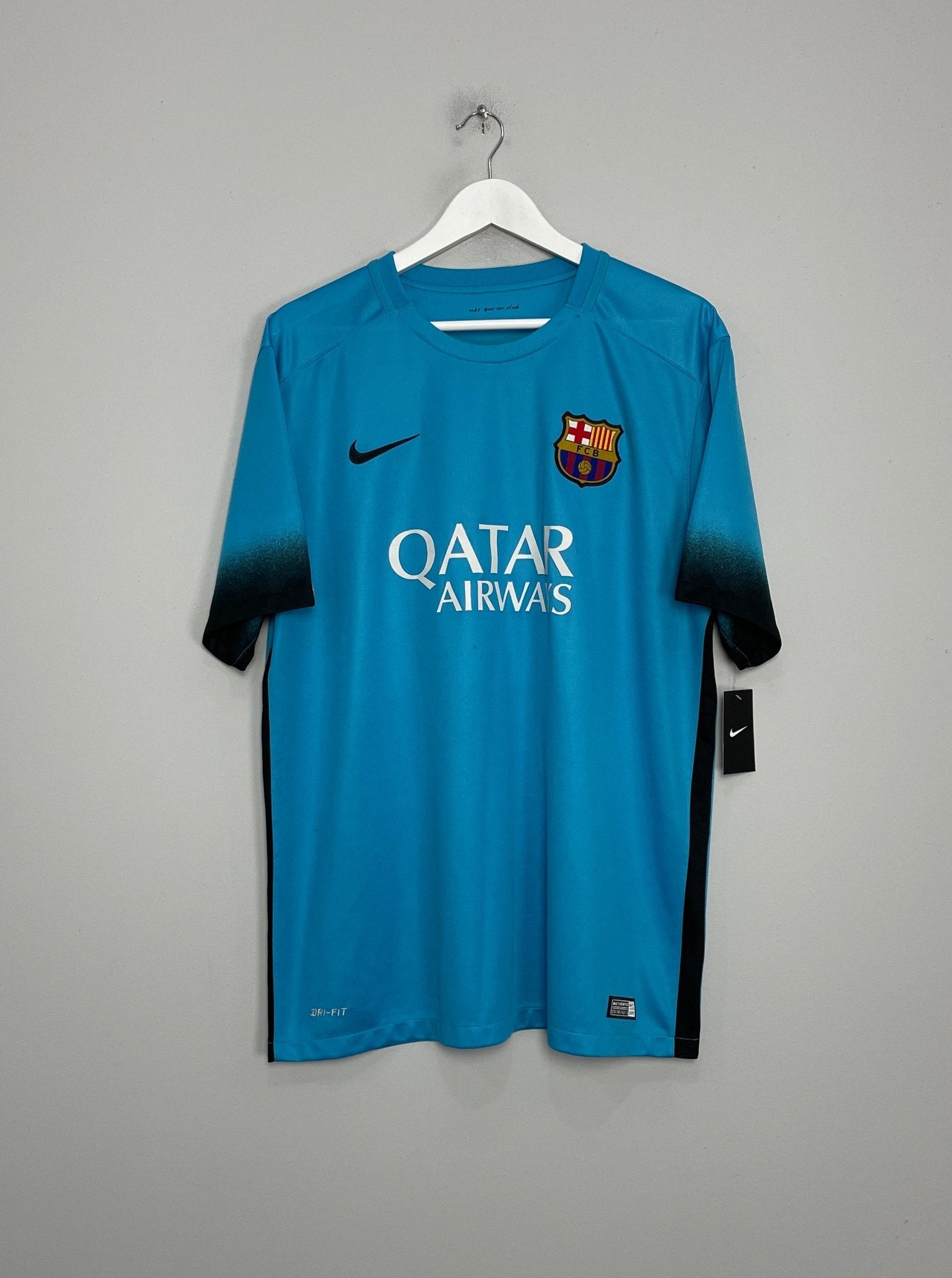 Shop 2015/16 BARCELONA MESSI #10 *BNWT* THIRD SHIRT (XL) NIKE, classic football shirts, vintage football shirts & retro soccer jerseys at Cult Kits
