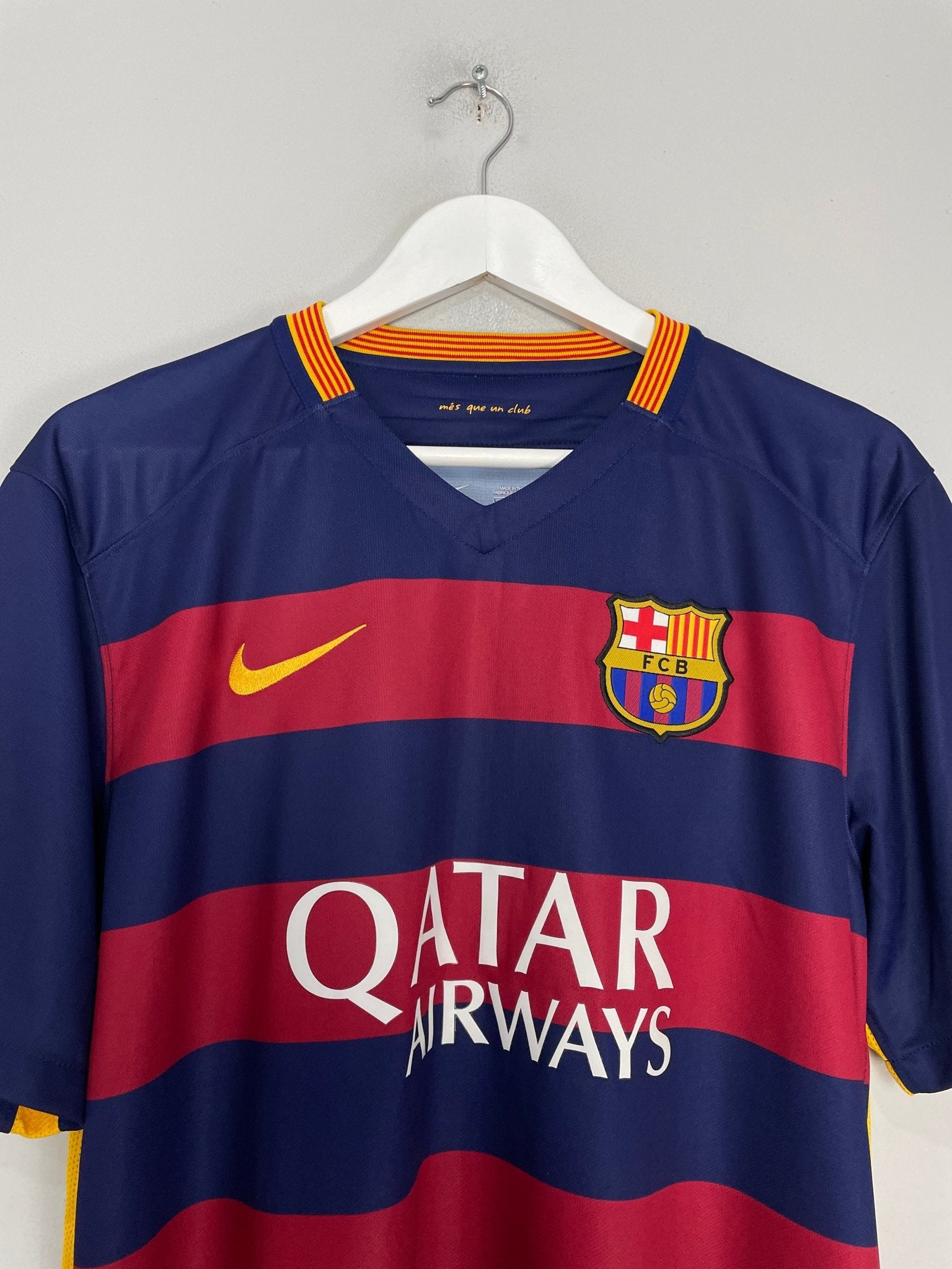 Shop 2015/16 BARCELONA MESSI #10 HOME SHIRT (L) NIKE, classic football shirts, vintage football shirts & retro soccer jerseys at Cult Kits