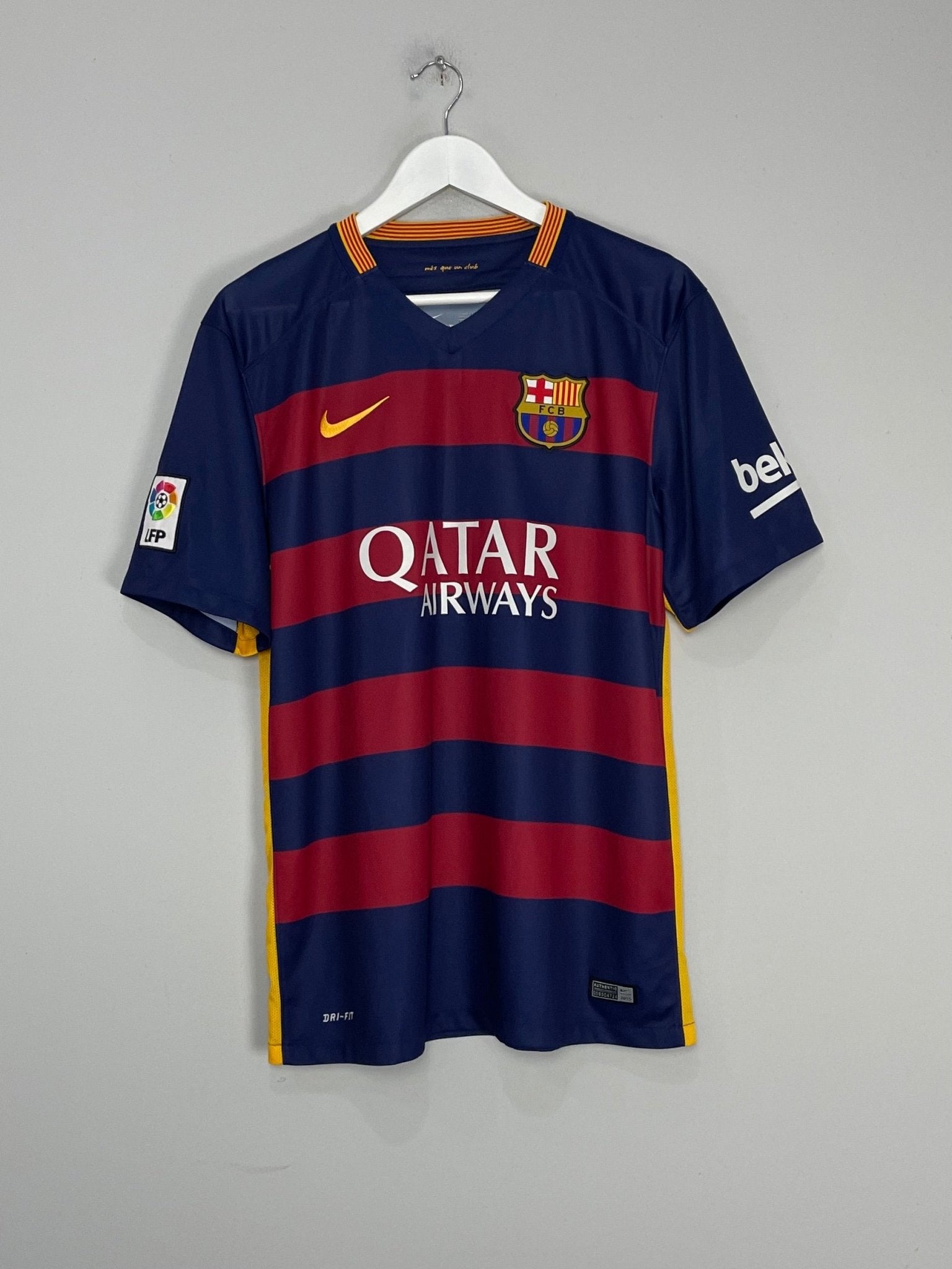 Shop 2015/16 BARCELONA MESSI #10 HOME SHIRT (L) NIKE, classic football shirts, vintage football shirts & retro soccer jerseys at Cult Kits