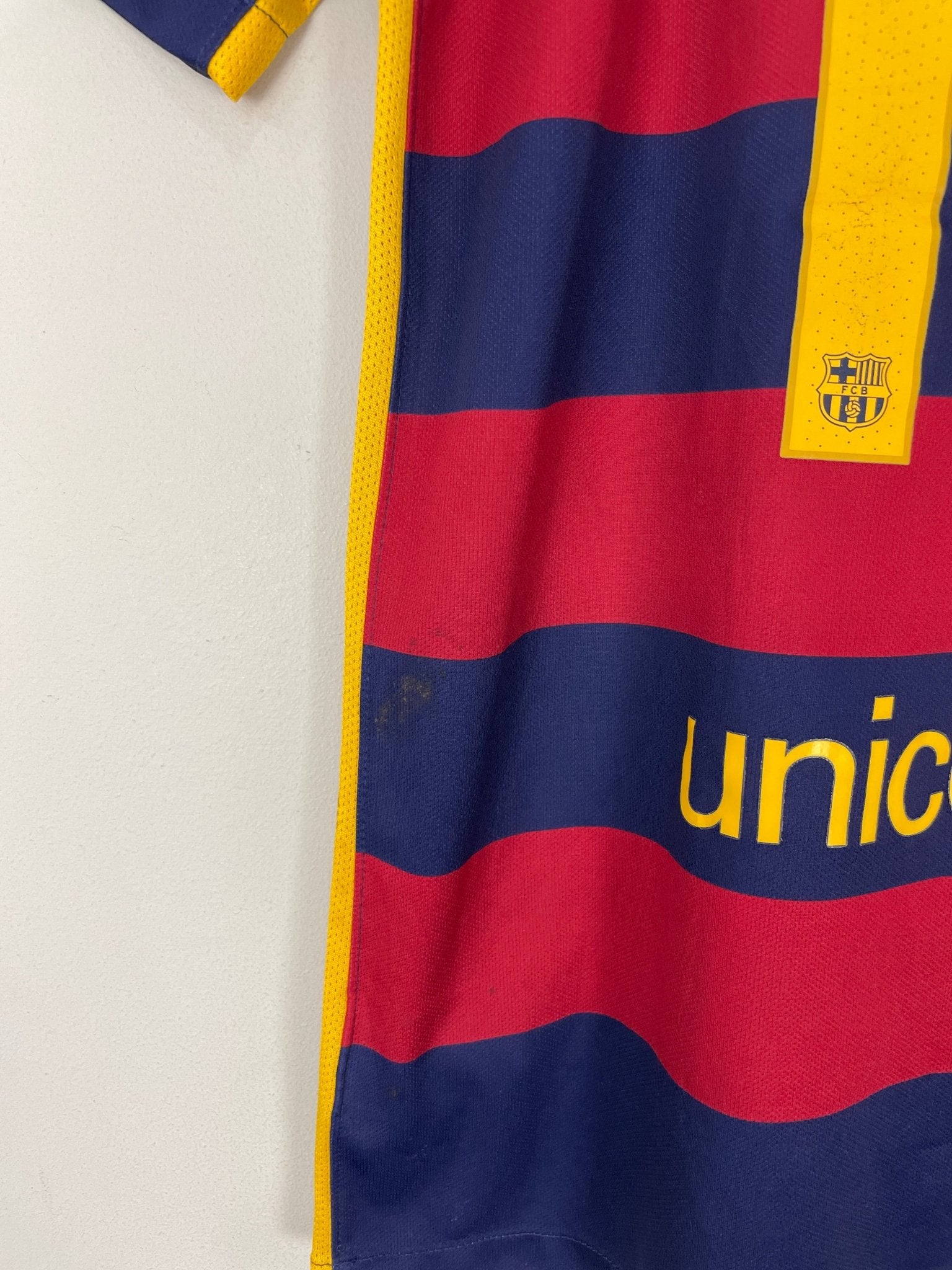Shop 2015/16 BARCELONA MESSI #10 HOME SHIRT (S) NIKE, classic football shirts, vintage football shirts & retro soccer jerseys at Cult Kits