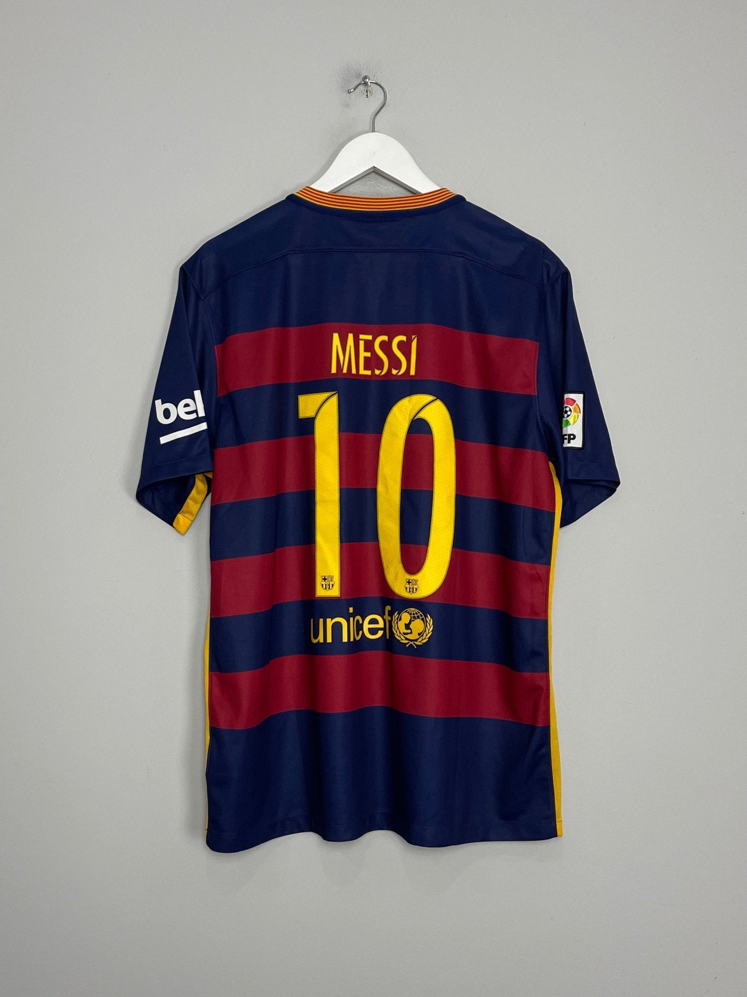 Shop 2015/16 BARCELONA MESSI #10 HOME SHIRT (XL) NIKE, classic football shirts, vintage football shirts & retro soccer jerseys at Cult Kits