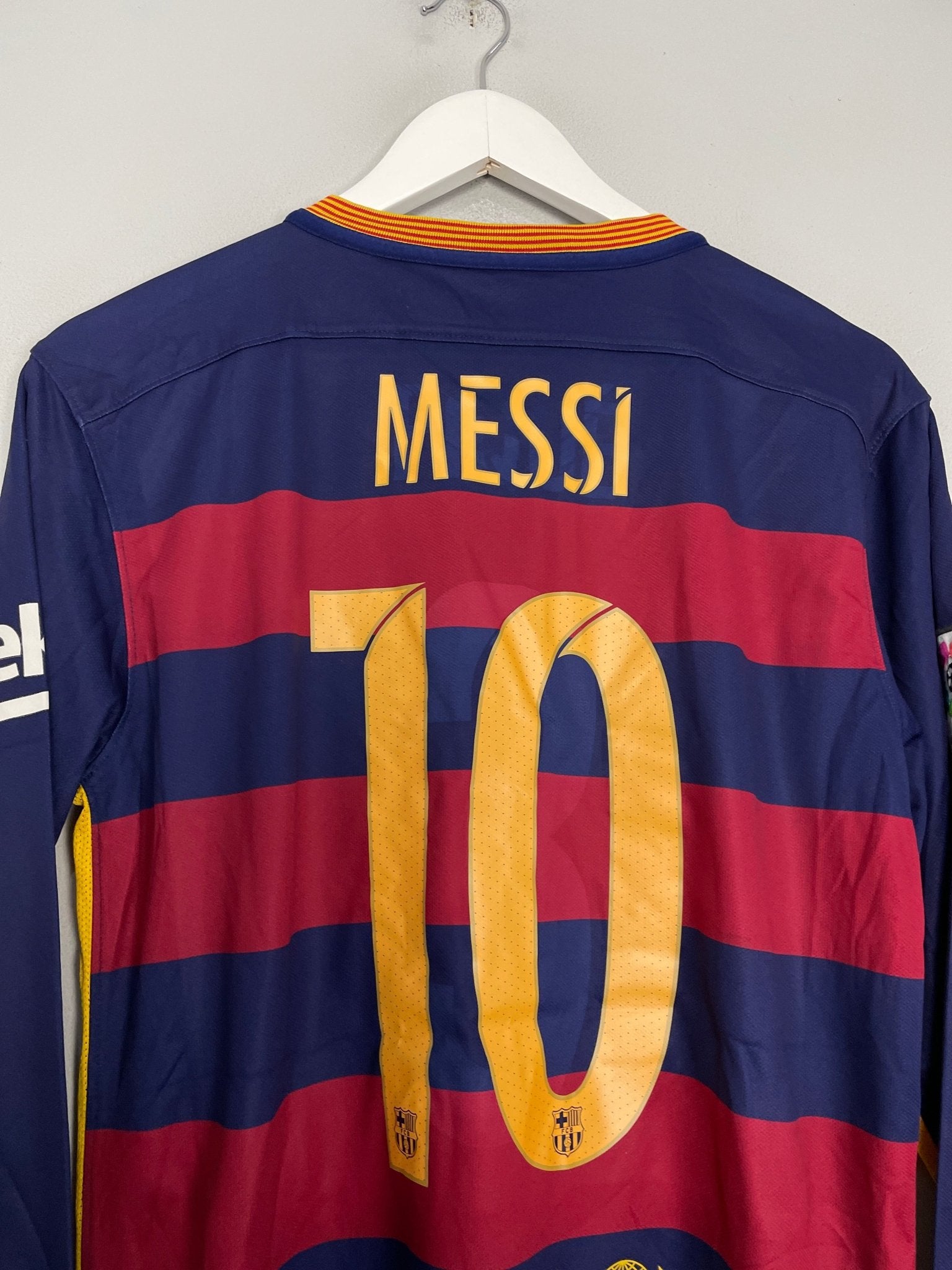 Shop 2015/16 BARCELONA MESSI #10 L/S HOME SHIRT (M) NIKE, classic football shirts, vintage football shirts & retro soccer jerseys at Cult Kits