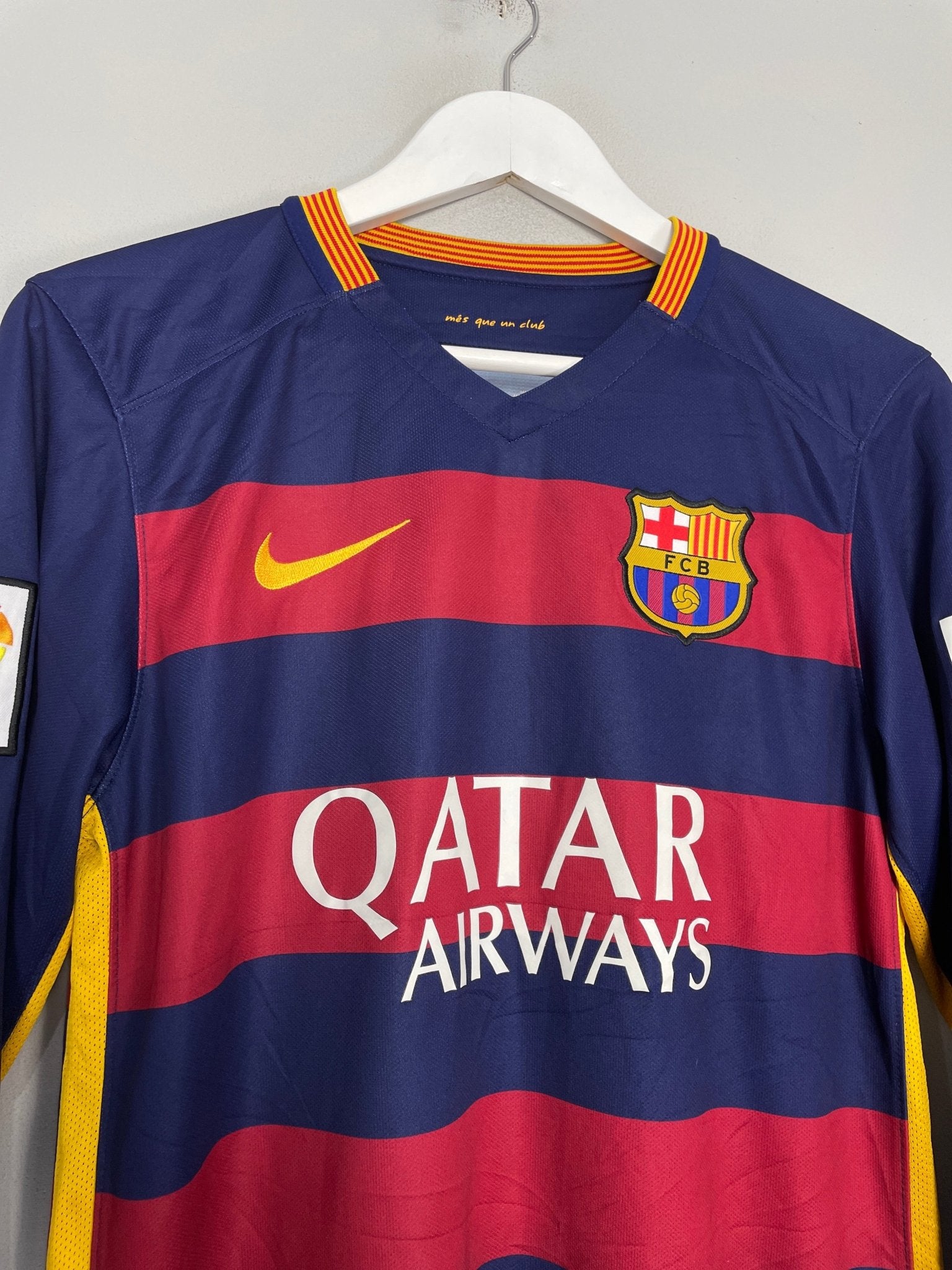 Shop 2015/16 BARCELONA MESSI #10 L/S HOME SHIRT (S) NIKE, classic football shirts, vintage football shirts & retro soccer jerseys at Cult Kits