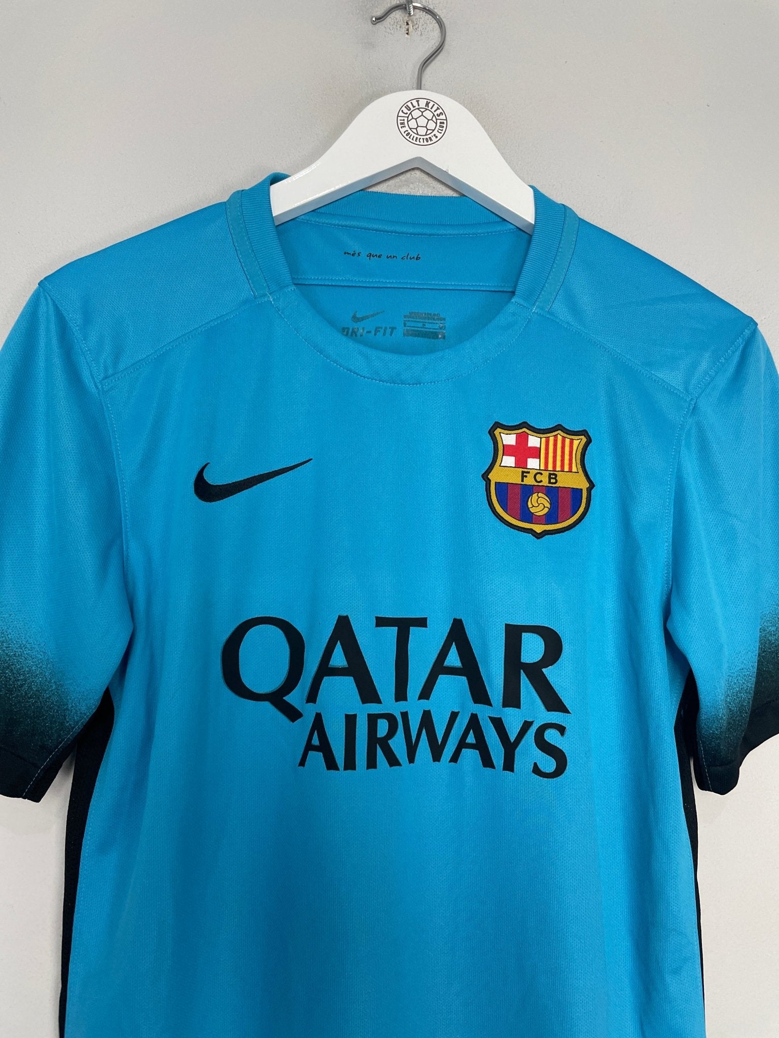 Shop 2015/16 BARCELONA MESSI #10 THIRD SHIRT (S) NIKE, classic football shirts, vintage football shirts & retro soccer jerseys at Cult Kits