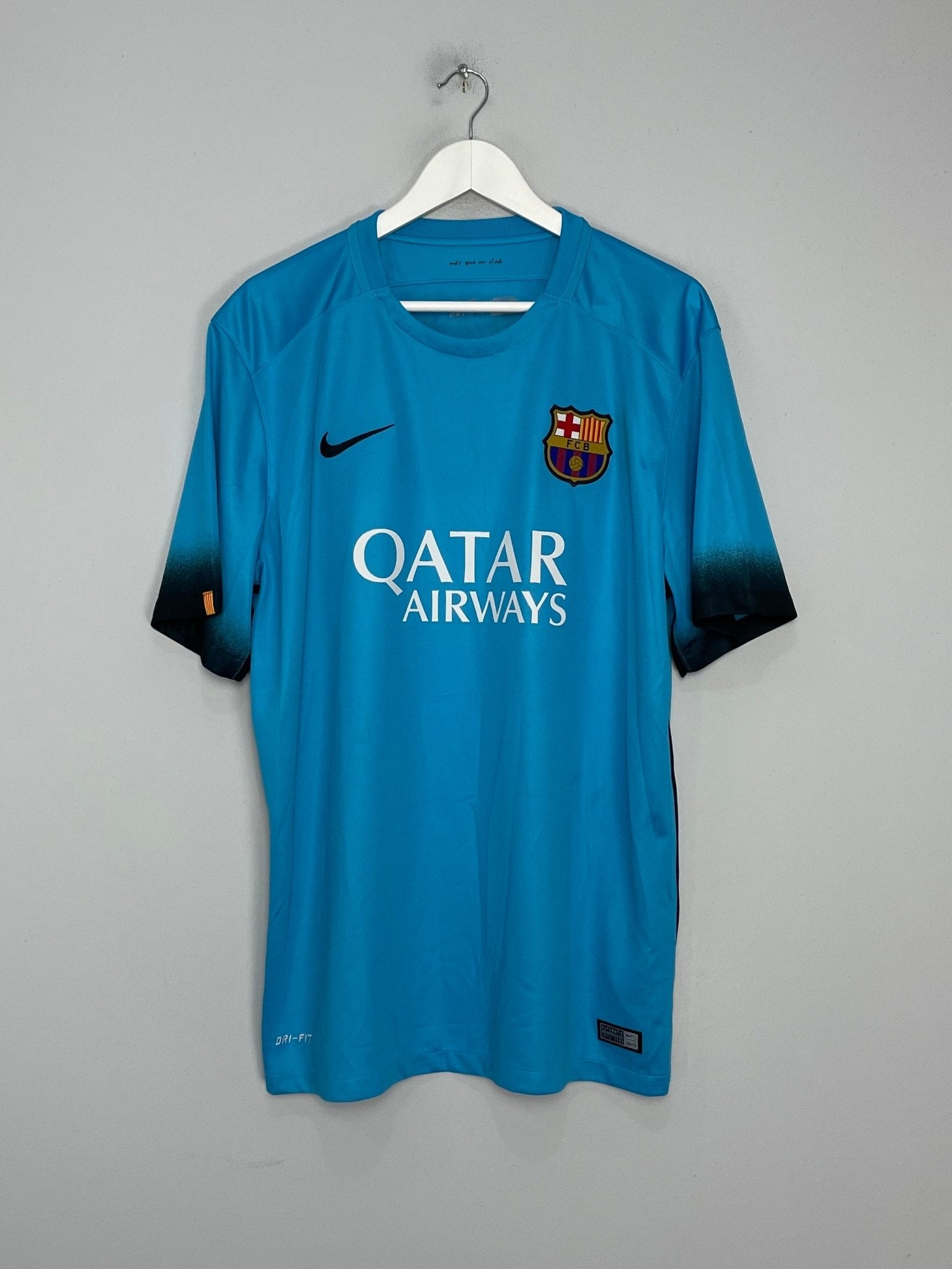 Shop 2015/16 BARCELONA MESSI #10 THIRD SHIRT (XL) NIKE, classic football shirts, vintage football shirts & retro soccer jerseys at Cult Kits