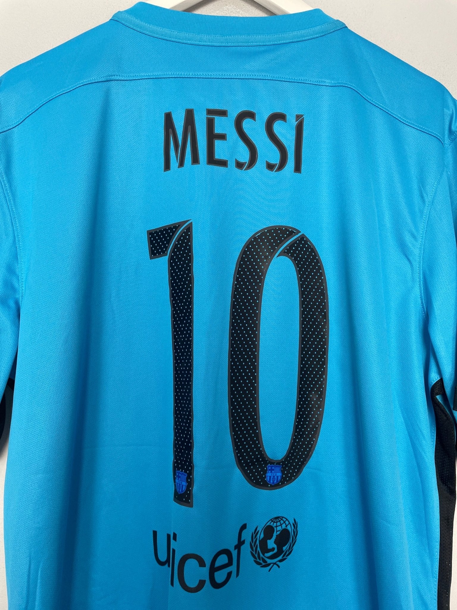 Shop 2015/16 BARCELONA MESSI #10 THIRD SHIRT (XL) NIKE, classic football shirts, vintage football shirts & retro soccer jerseys at Cult Kits