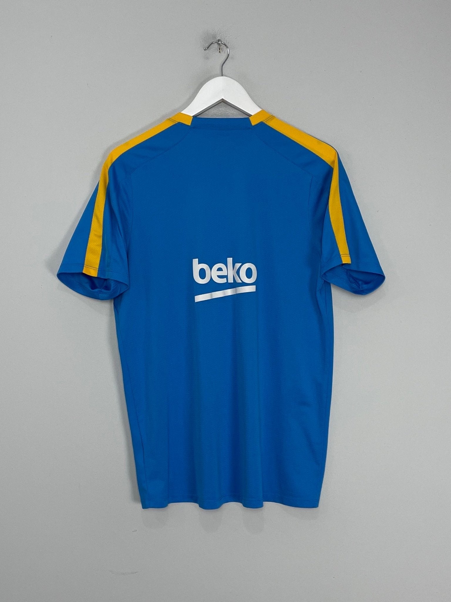Shop 2015/16 BARCELONA TRAINING SHIRT (L) NIKE, classic football shirts, vintage football shirts & retro soccer jerseys at Cult Kits
