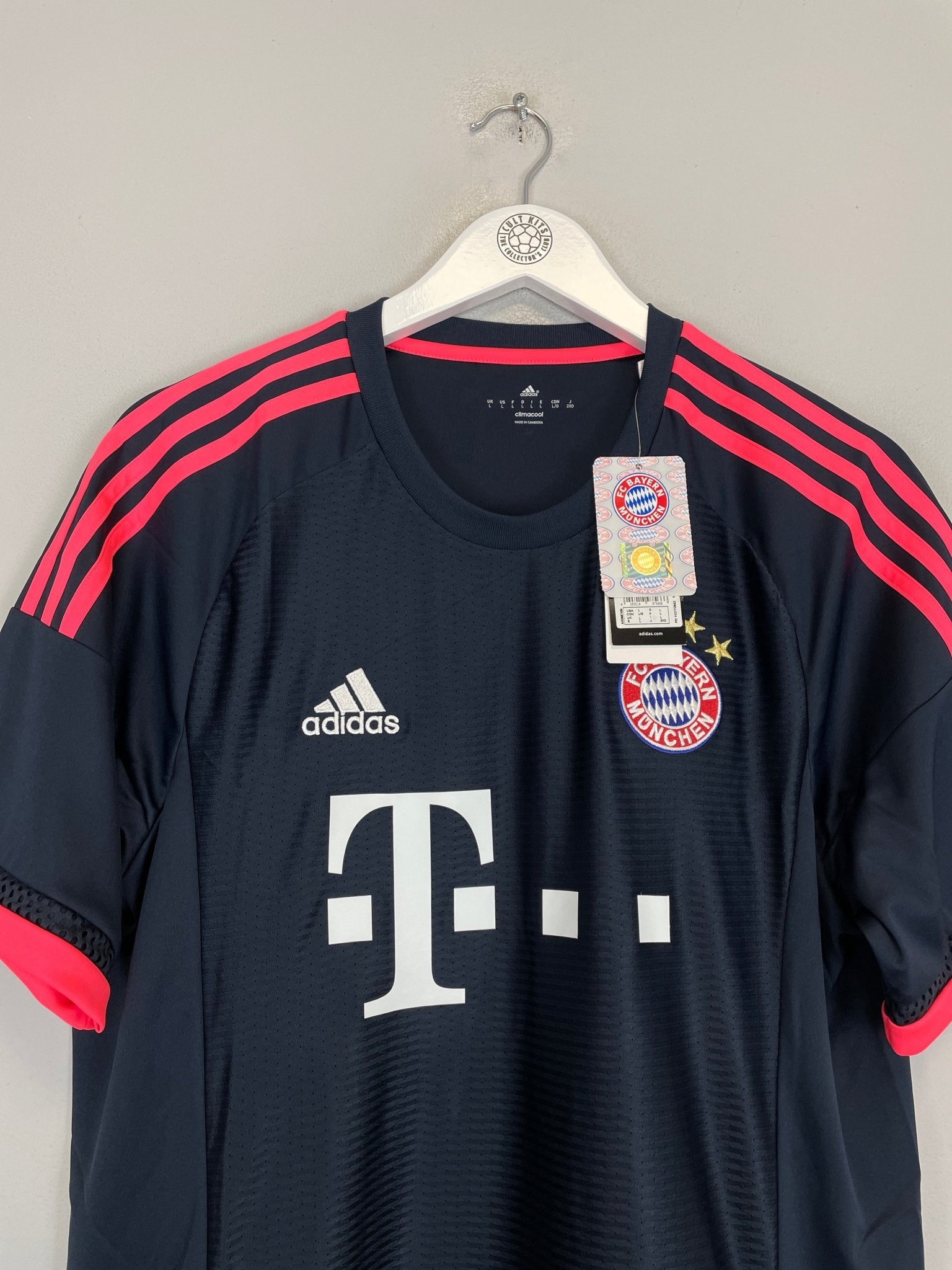 Shop 2015/16 BAYERN MUNICH *BNWT* THIRD SHIRT (L) ADIDAS, classic football shirts, vintage football shirts & retro soccer jerseys at Cult Kits