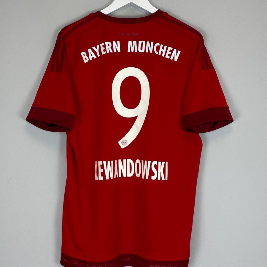 2015/16 BAYERN MUNICH LEWANDOWSKI 9 HOME SHIRT (L) ADIDAS - Cult Kits - Large - Buy Vintage Football Shirts, Authentic Retro Football Shirts For Sale, Classic Football Shirts & Soccer Jersey