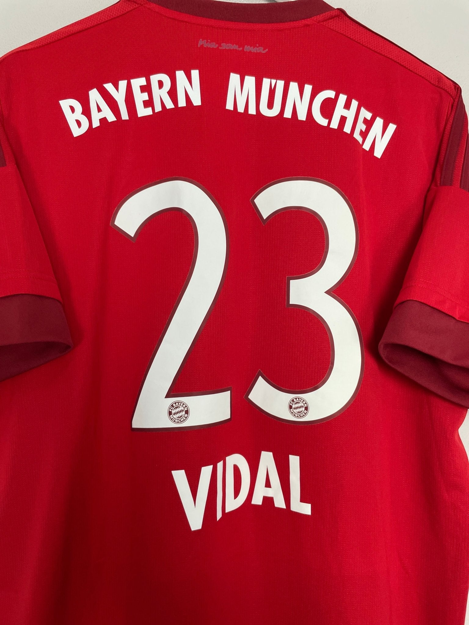 Shop 2015/16 BAYERN MUNICH VIDAL #23 HOME SHIRT (XL) ADIDAS, classic football shirts, vintage football shirts & retro soccer jerseys at Cult Kits