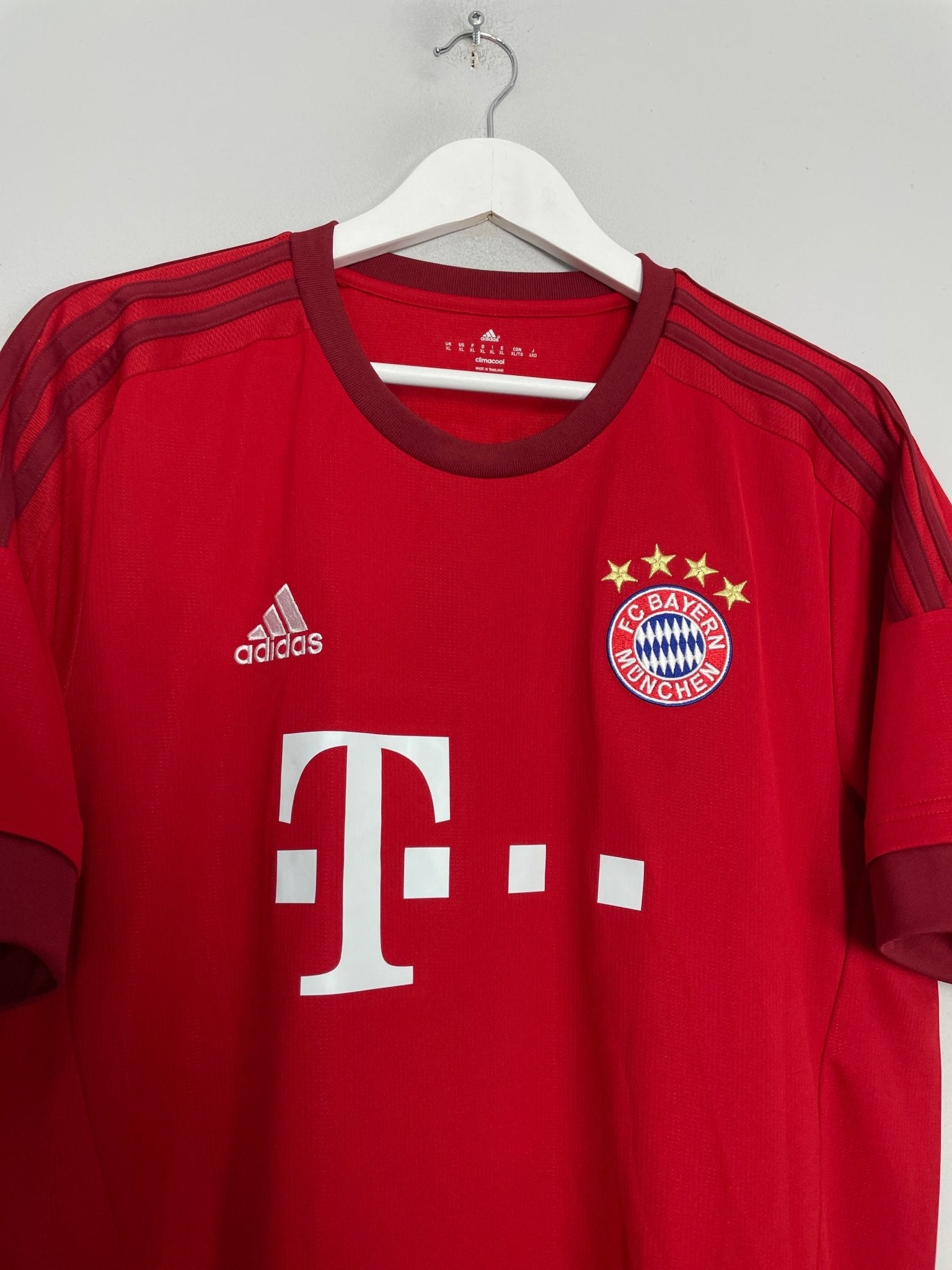 Shop 2015/16 BAYERN MUNICH VIDAL #23 HOME SHIRT (XL) ADIDAS, classic football shirts, vintage football shirts & retro soccer jerseys at Cult Kits