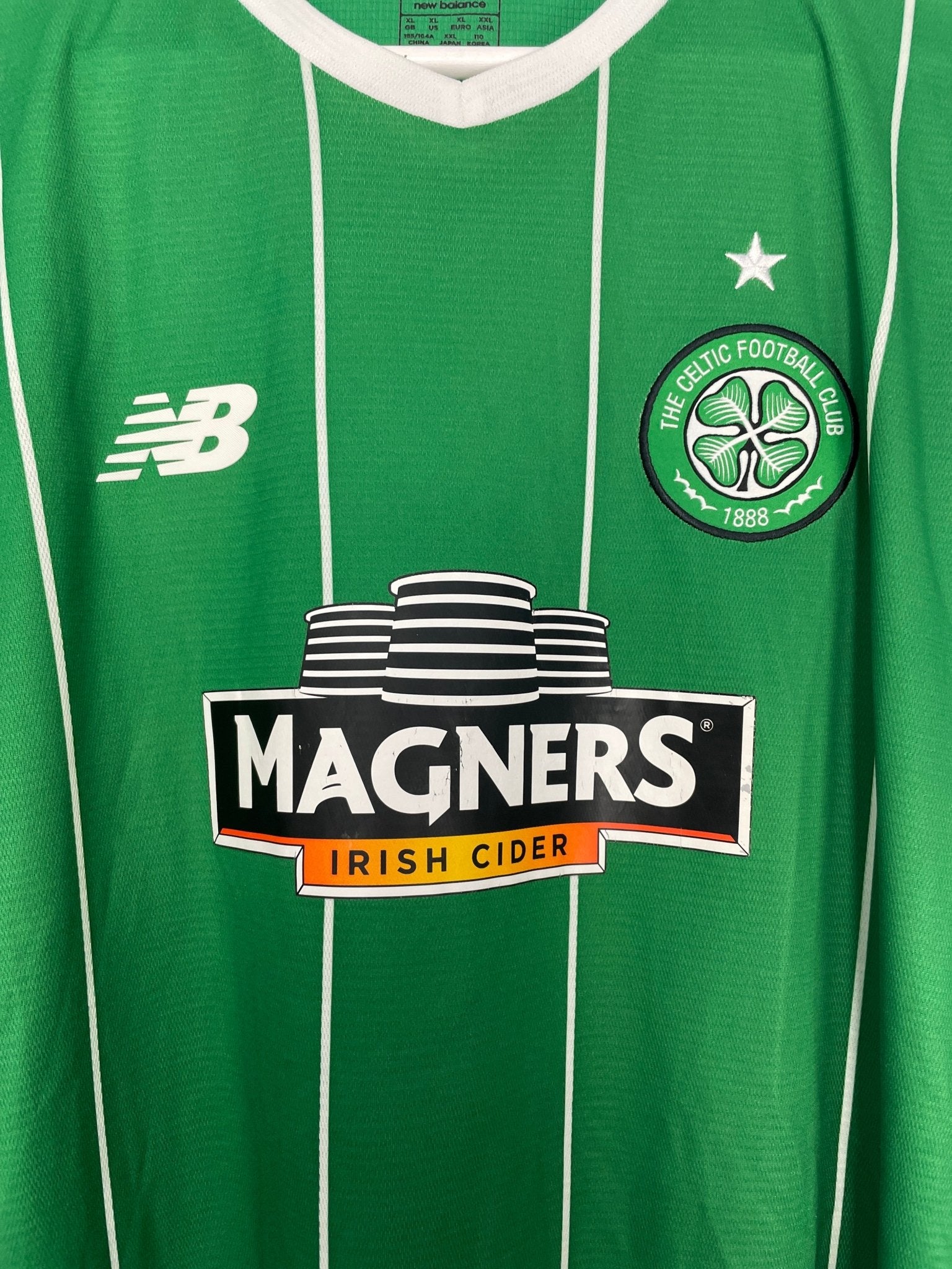 Shop 2015/16 CELTIC AWAY SHIRT (XL) NEW BALANCE, classic football shirts, vintage football shirts & retro soccer jerseys at Cult Kits
