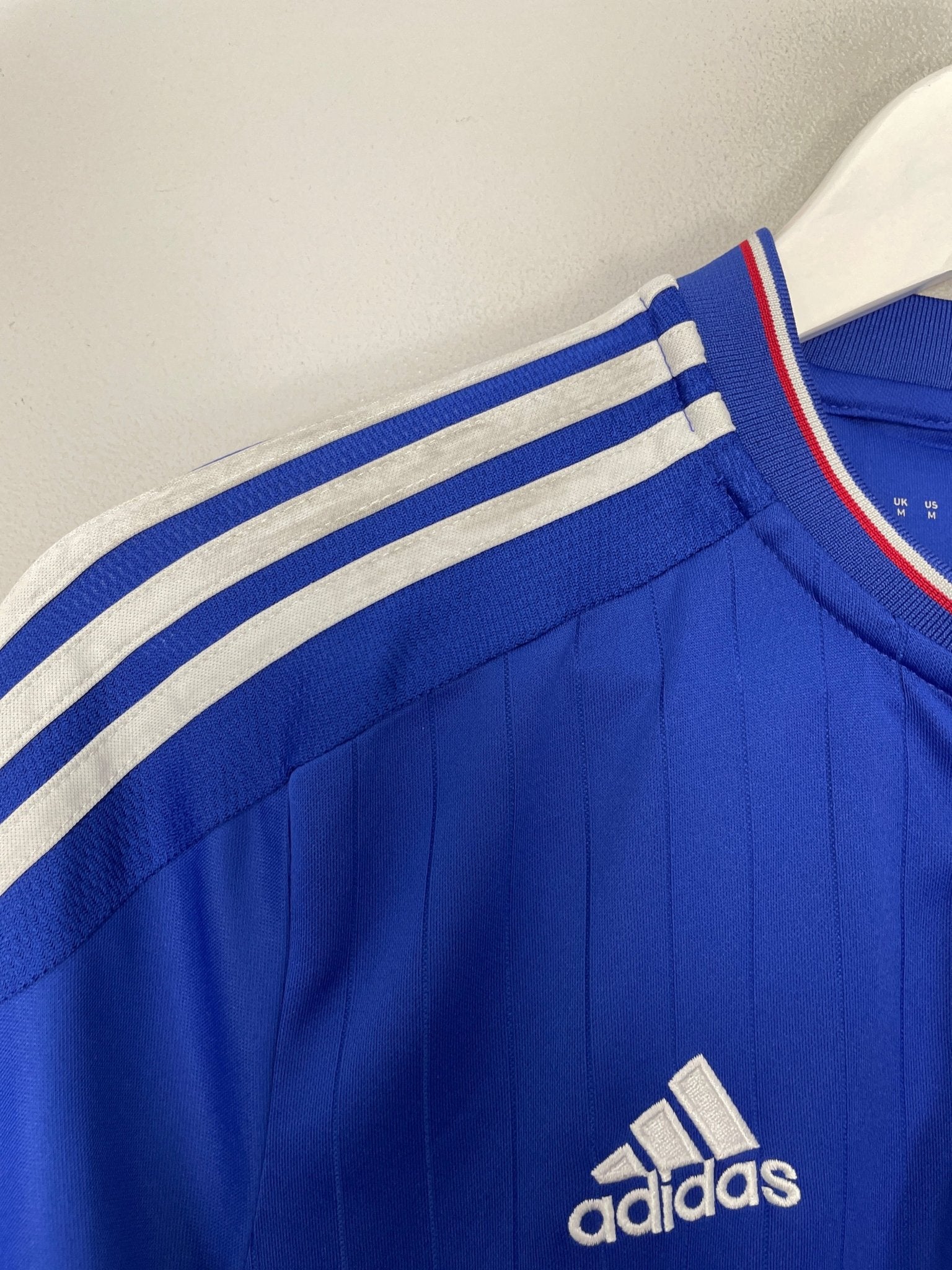 Shop 2015/16 CHELSEA HAZARD #10 HOME SHIRT (M) ADIDAS, classic football shirts, vintage football shirts & retro soccer jerseys at Cult Kits