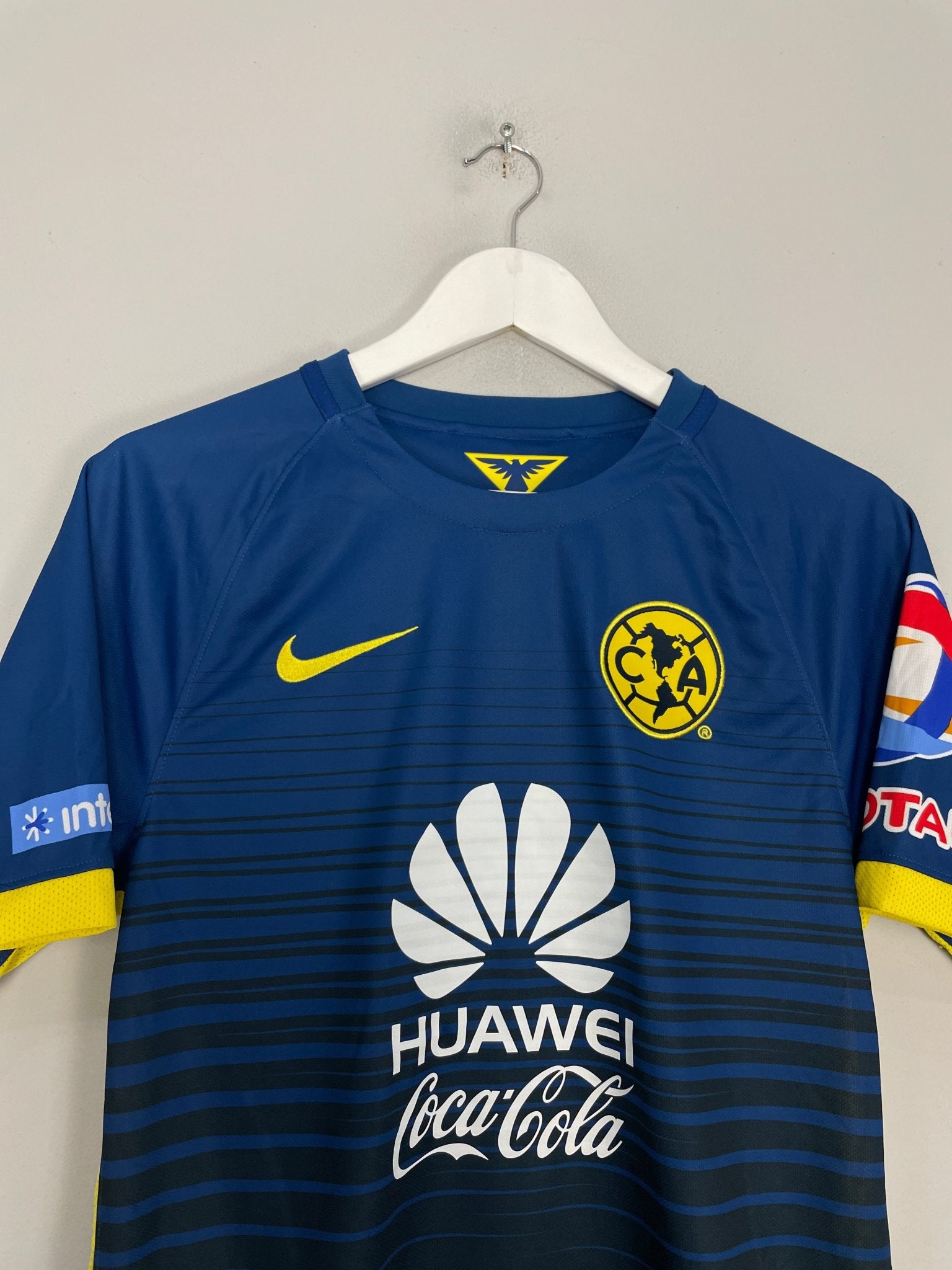 Shop 2015/16 CLUB AMERICA AWAY SHIRT (S) NIKE, classic football shirts, vintage football shirts & retro soccer jerseys at Cult Kits