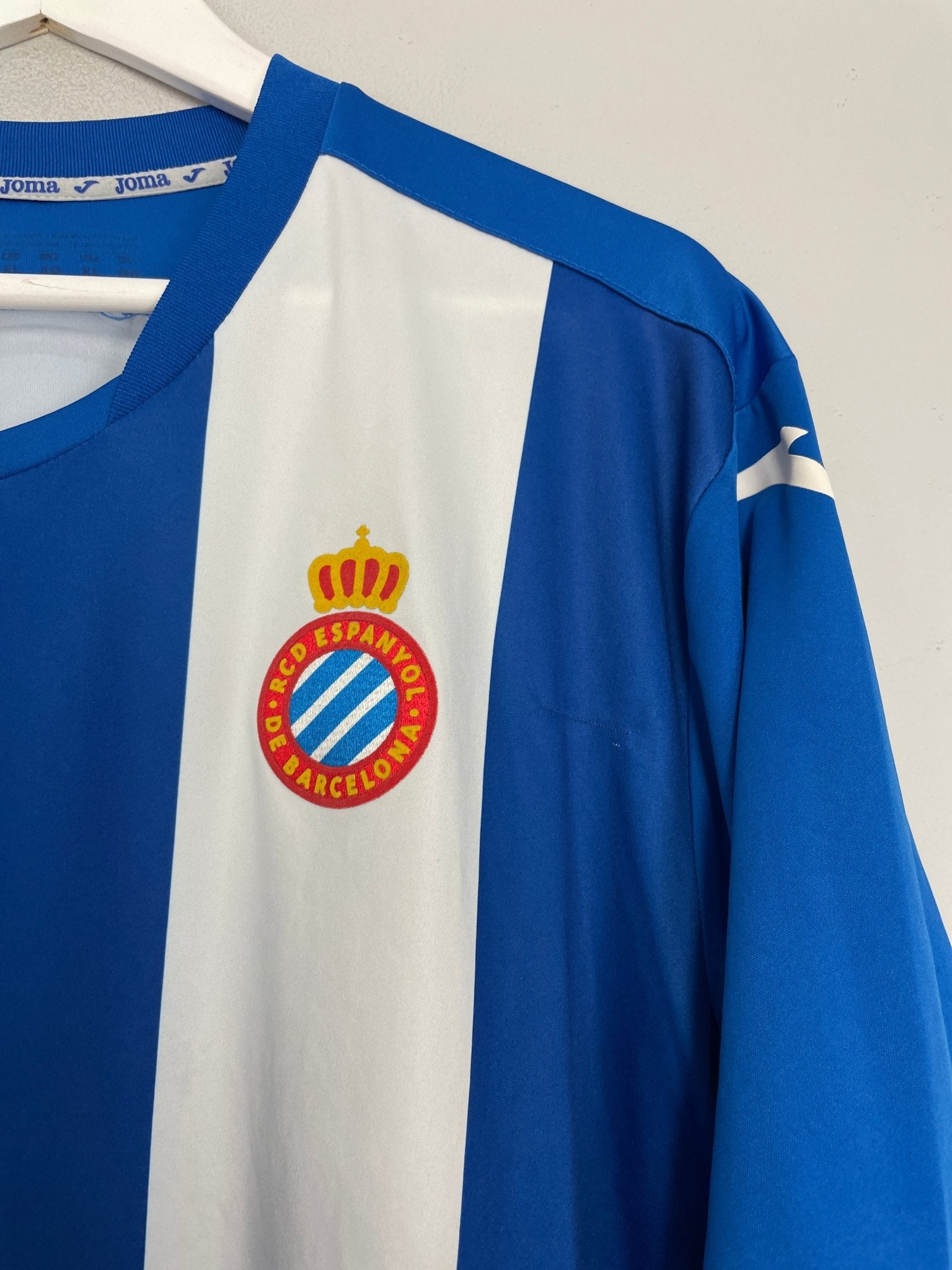 Shop 2015/16 ESPANYOL HOME SHIRT (XL) JOMA, classic football shirts, vintage football shirts & retro soccer jerseys at Cult Kits