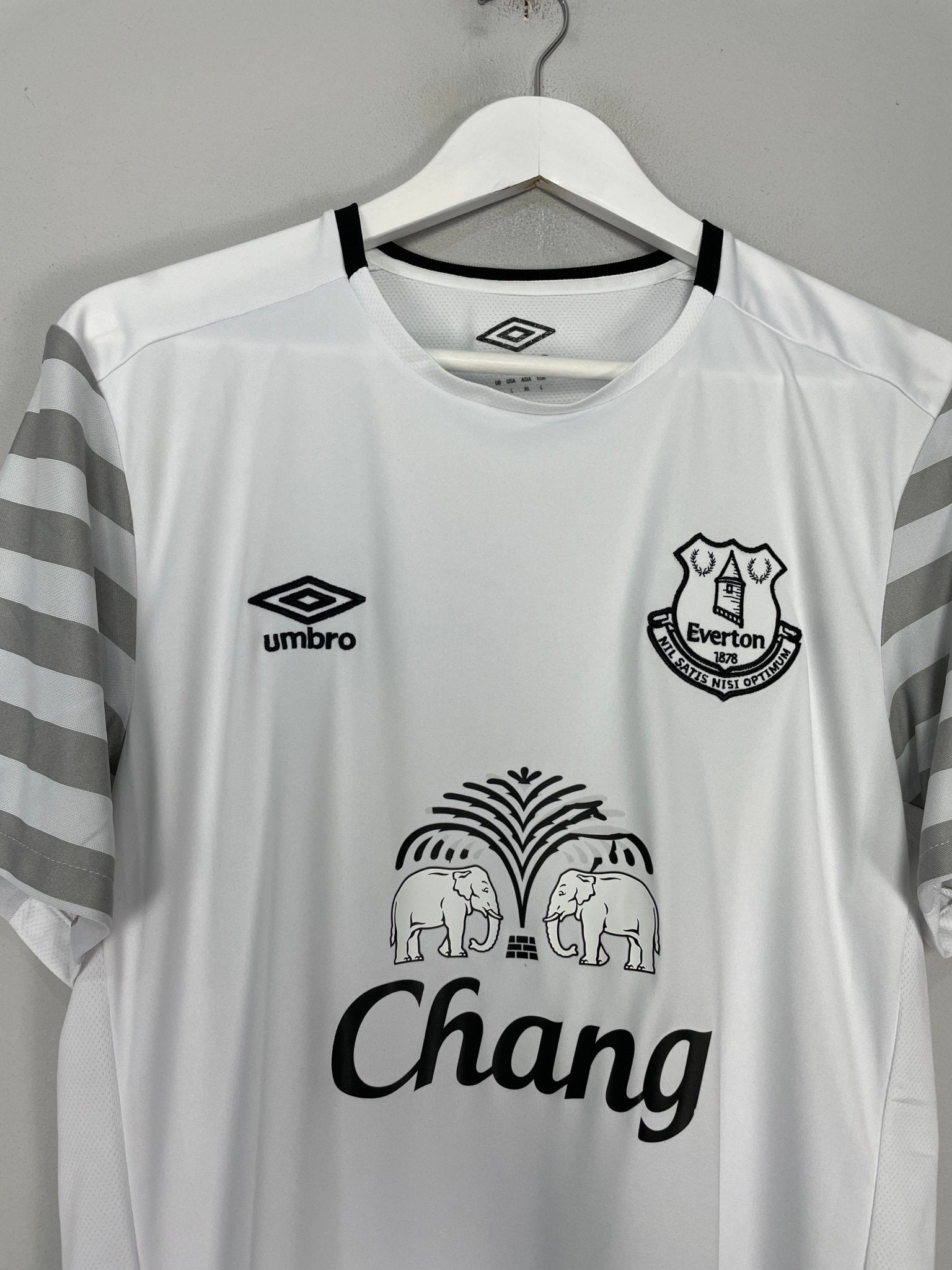 Shop 2015/16 EVERTON AWAY SHIRT (L) UMBRO, classic football shirts, vintage football shirts & retro soccer jerseys at Cult Kits