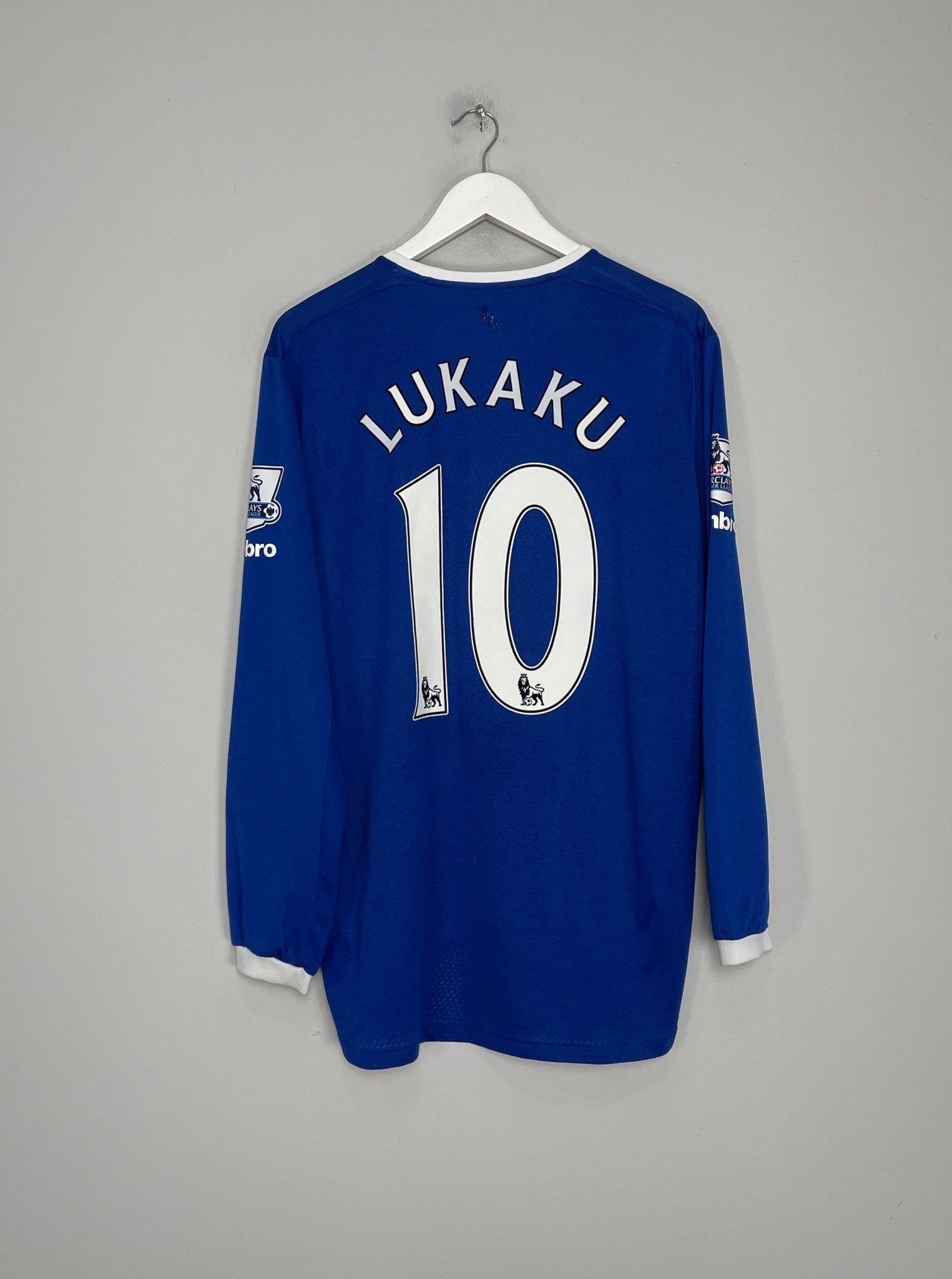 Shop 2015/16 EVERTON LUKAKU #10 L/S HOME SHIRT (XL) UMBRO, classic football shirts, vintage football shirts & retro soccer jerseys at Cult Kits