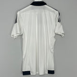 Shop 2015/16 FULHAM HOME SHIRT (M) ADIDAS, classic football shirts, vintage football shirts & retro soccer jerseys at Cult Kits