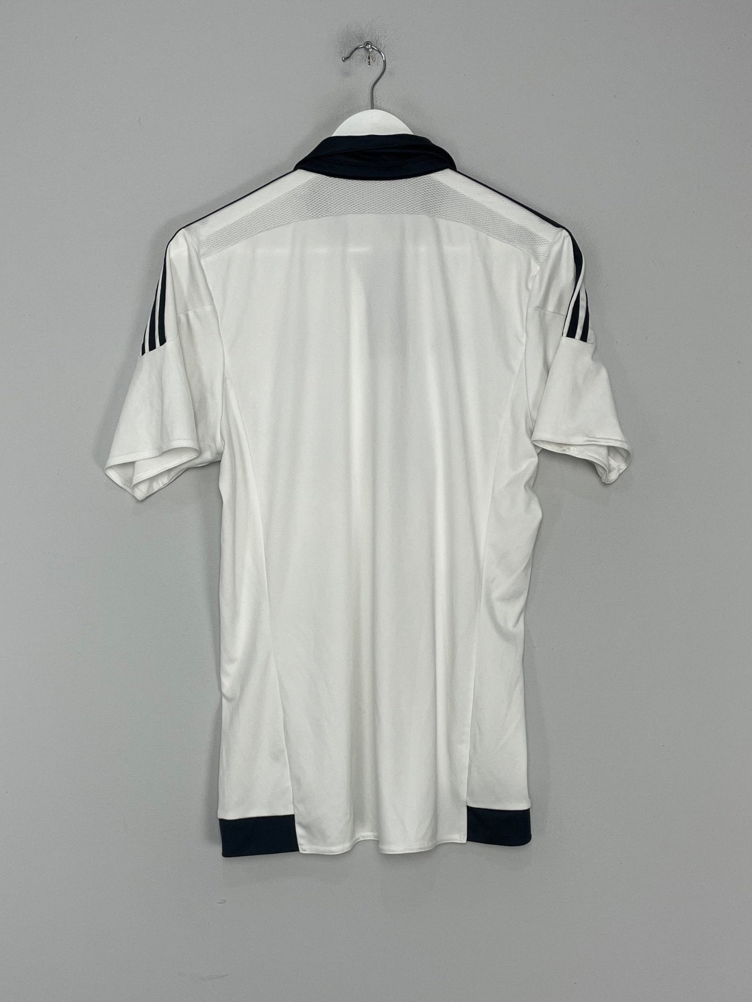 Shop 2015/16 FULHAM HOME SHIRT (M) ADIDAS, classic football shirts, vintage football shirts & retro soccer jerseys at Cult Kits