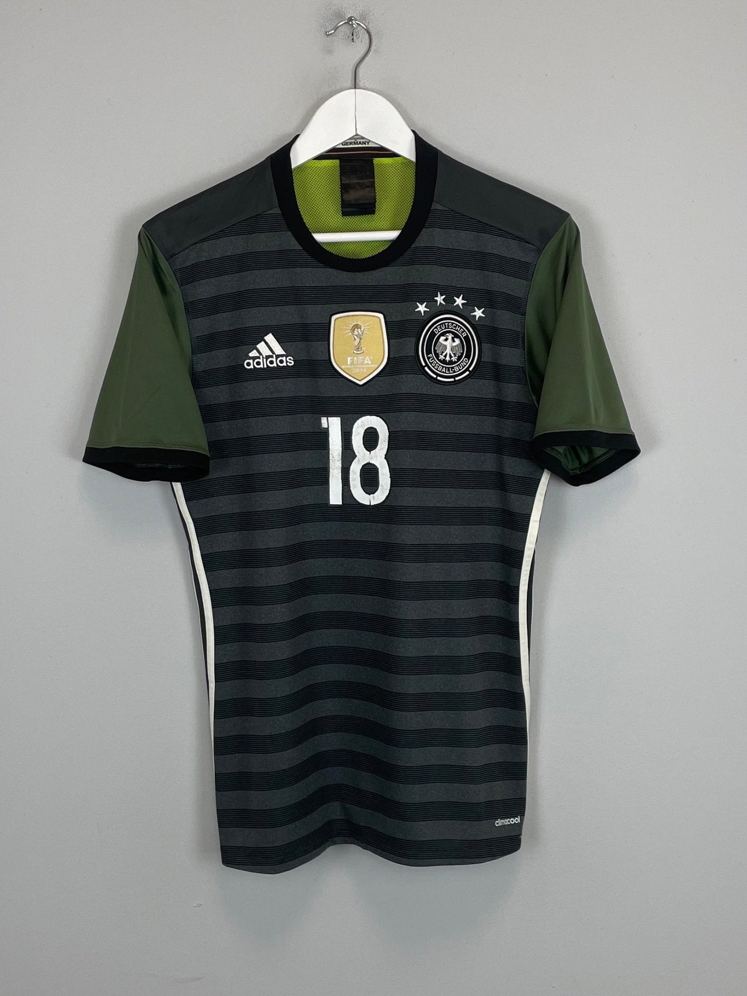 Shop 2015/16 GERMANY KROOS #18 AWAY SHIRT (M) ADIDAS, classic football shirts, vintage football shirts & retro soccer jerseys at Cult Kits