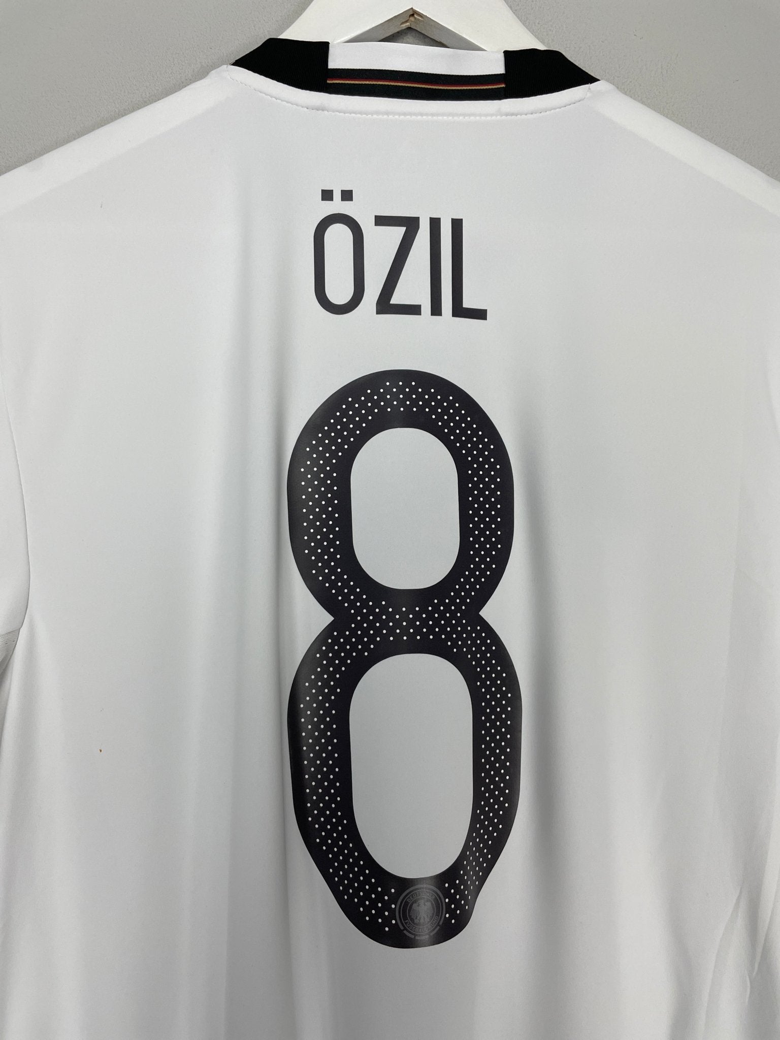 Shop 2015/16 GERMANY OZIL #8 HOME SHIRT (L) ADIDAS, classic football shirts, vintage football shirts & retro soccer jerseys at Cult Kits