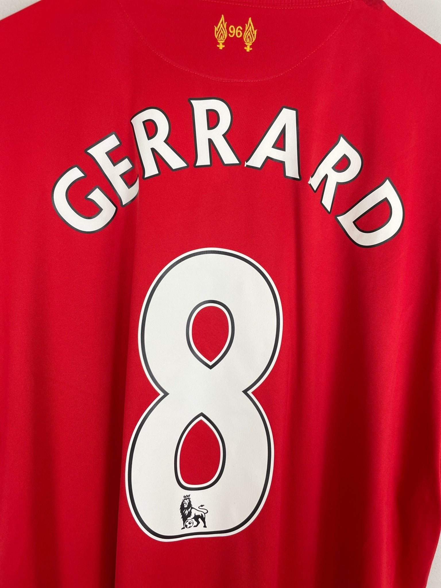 Shop 2015/16 LIVERPOL GERRARD #8 HOME SHIRT (XXL) NEW BALANCE, classic football shirts, vintage football shirts & retro soccer jerseys at Cult Kits