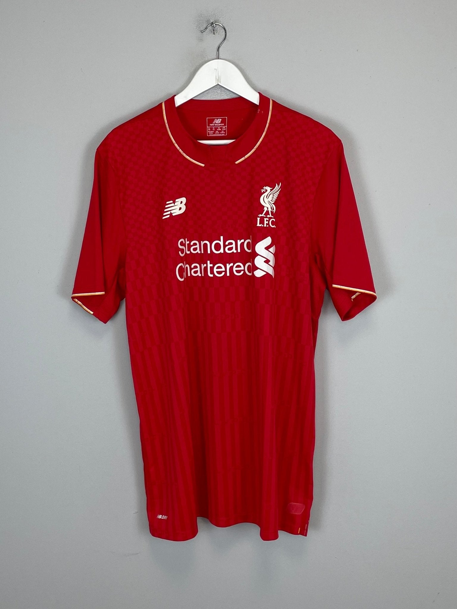 Shop 2015/16 LIVERPOOL GERRARD #8 HOME SHIRT (XL) NEW BALANCE, classic football shirts, vintage football shirts & retro soccer jerseys at Cult Kits